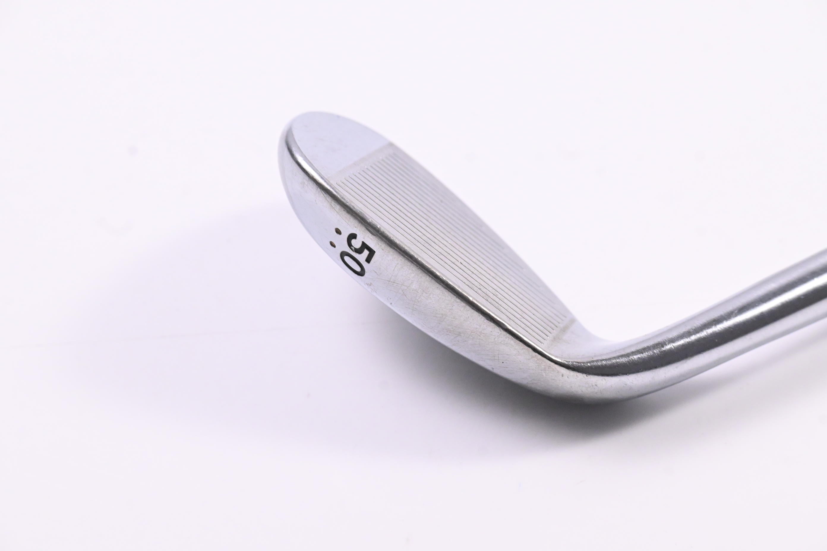 Cleveland 588 RTX 2.0 Gap Wedge / 50 Degree / Stiff Flex KBS Tour Shaft