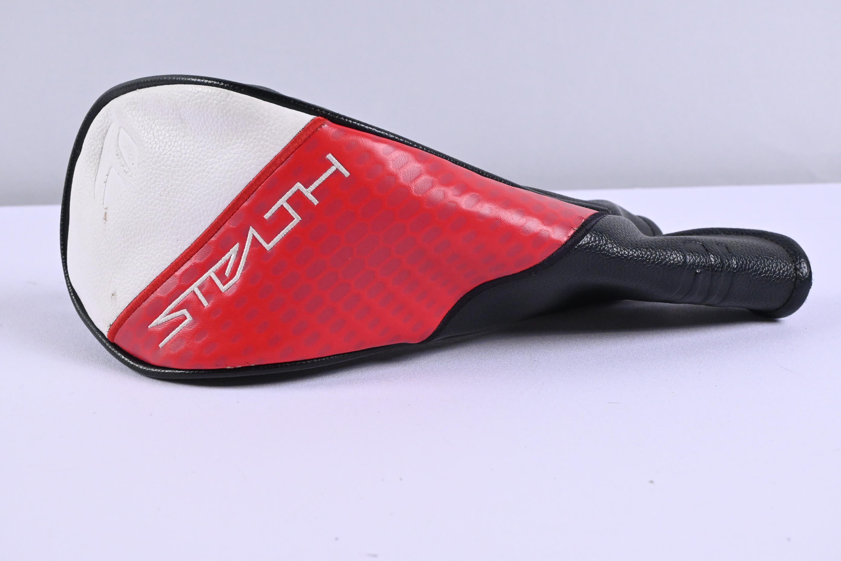 Taylormade Stealth 2 HD #3 Wood / 16 Degree / Stiff Flex UST Proforce V2 5