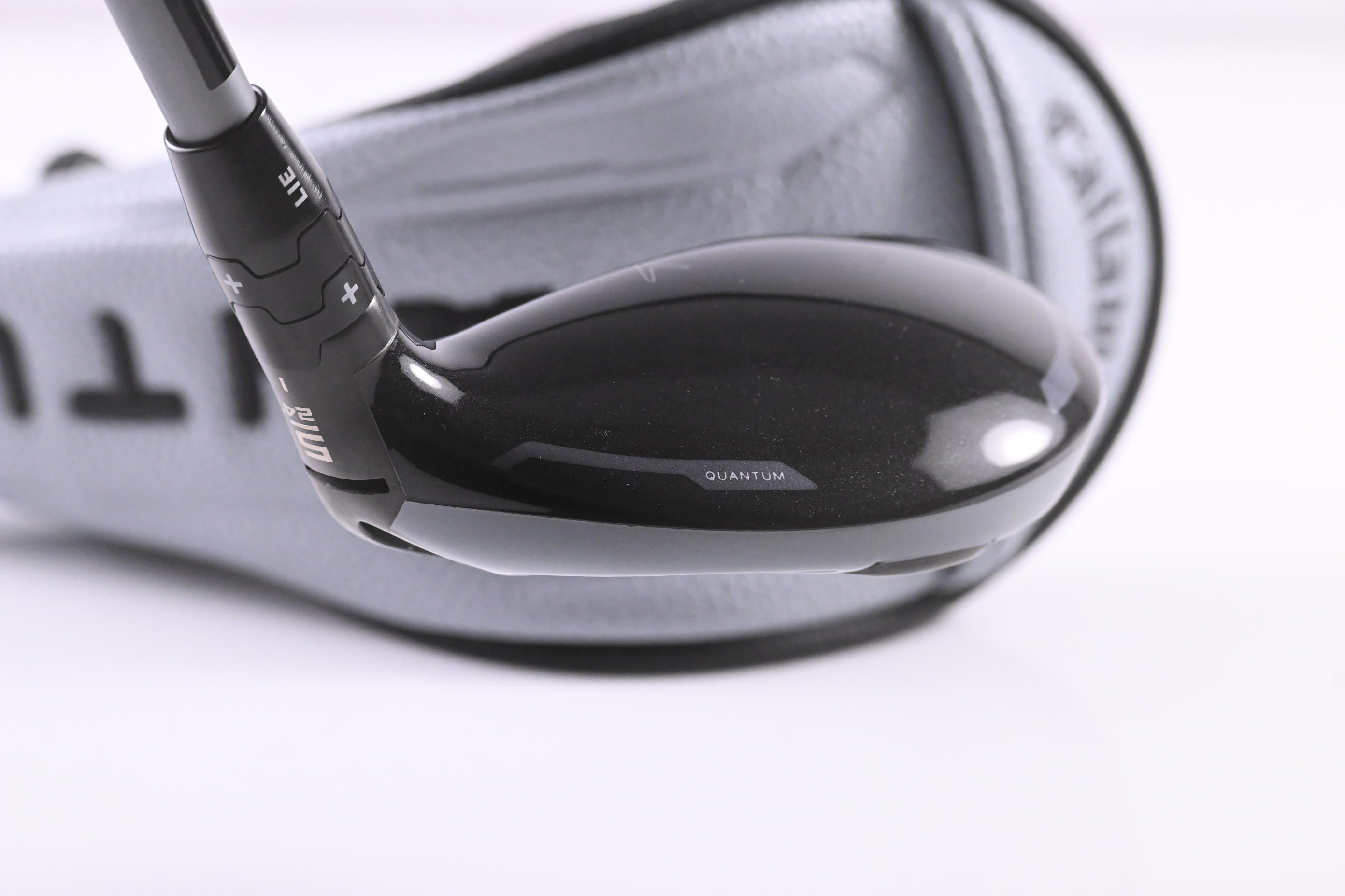 Callaway Quantum Max #5 Hybrid / 24 Degree / Regular Flex Denali Frost Silver 60