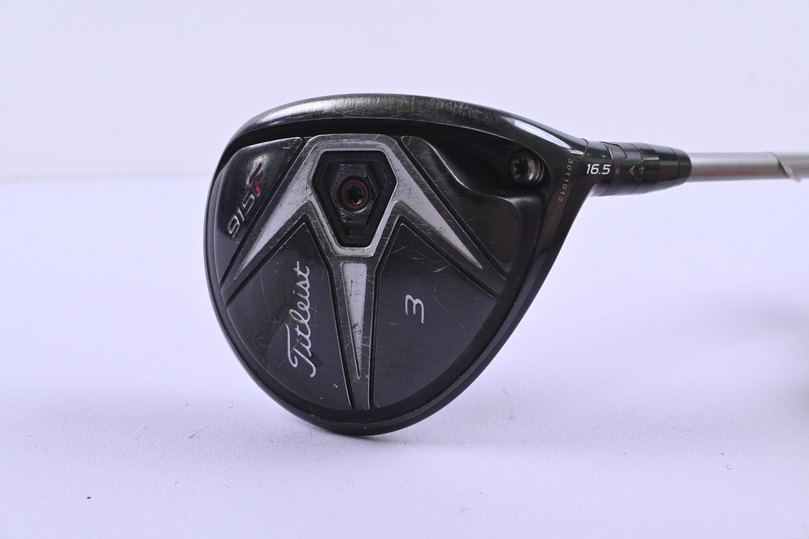 Titleist 915 F #3 Wood / 16.5 Degree / Regular Flex Diamana S+70 Shaft
