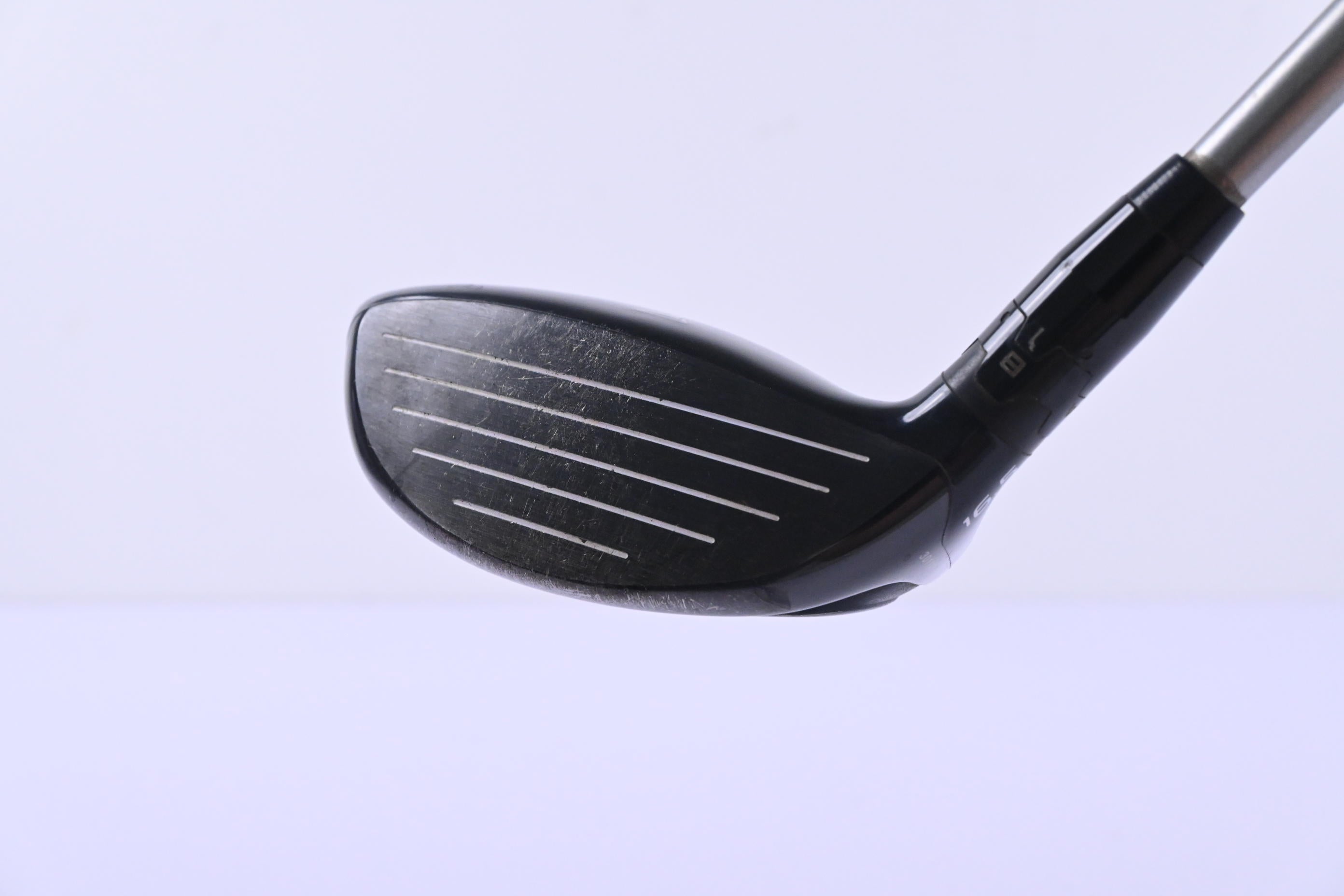 Titleist 915 F #3 Wood / 16.5 Degree / Regular Flex Diamana S+70 Shaft