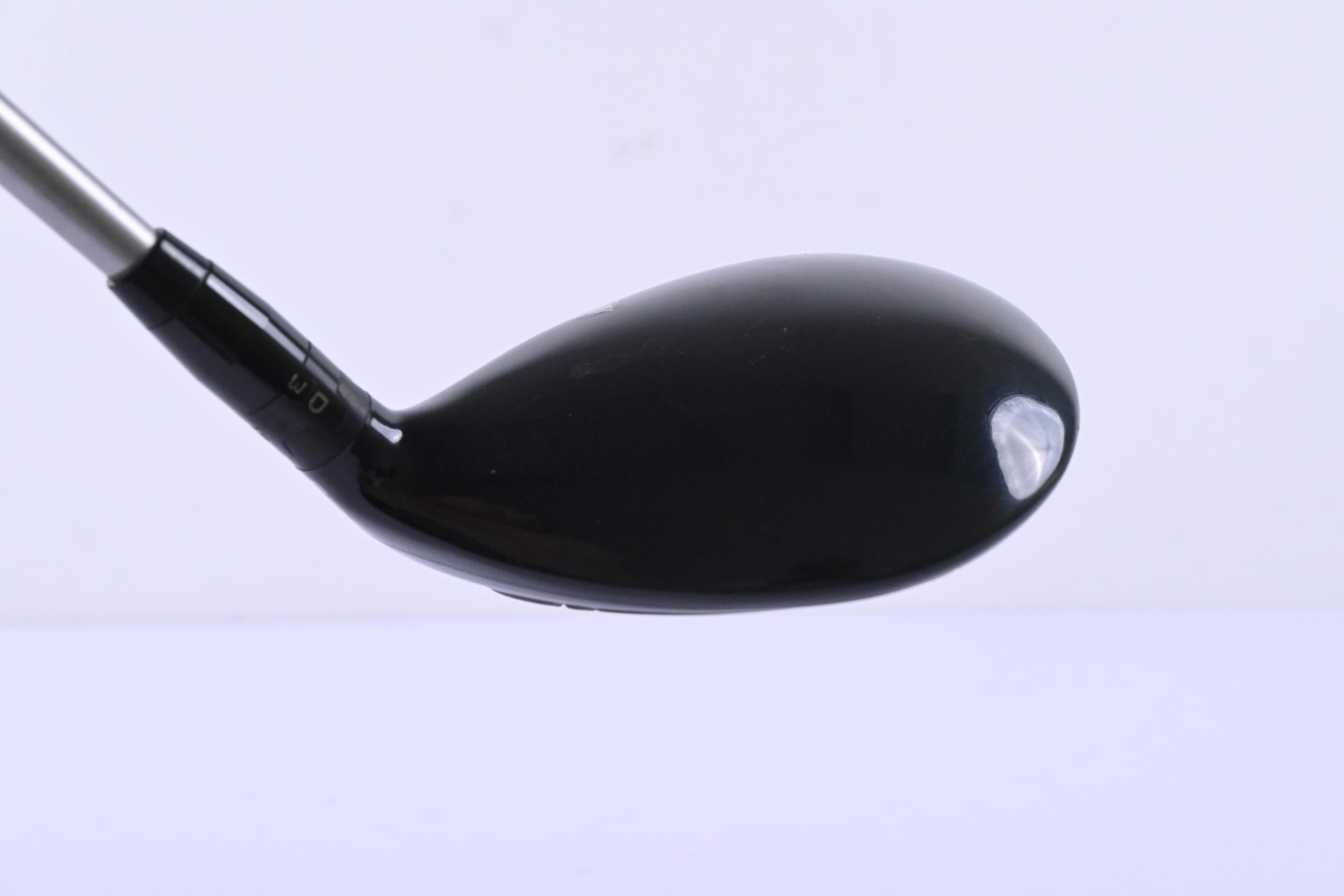 Titleist 915 F #3 Wood / 16.5 Degree / Regular Flex Diamana S+70 Shaft