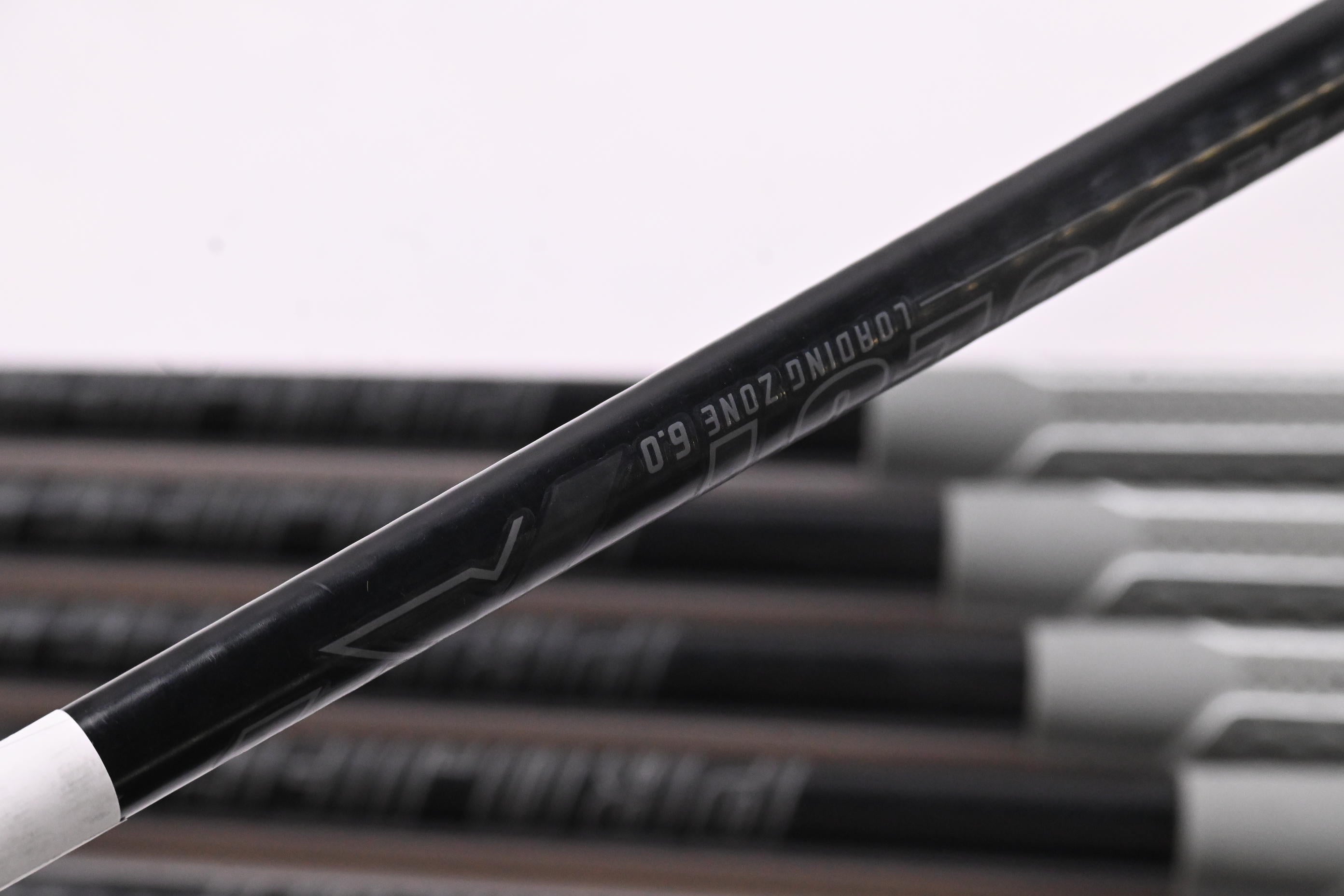 Titleist 718 CB Irons / 4-9i / Stiff Flex Project X LZ Blackout Shafts