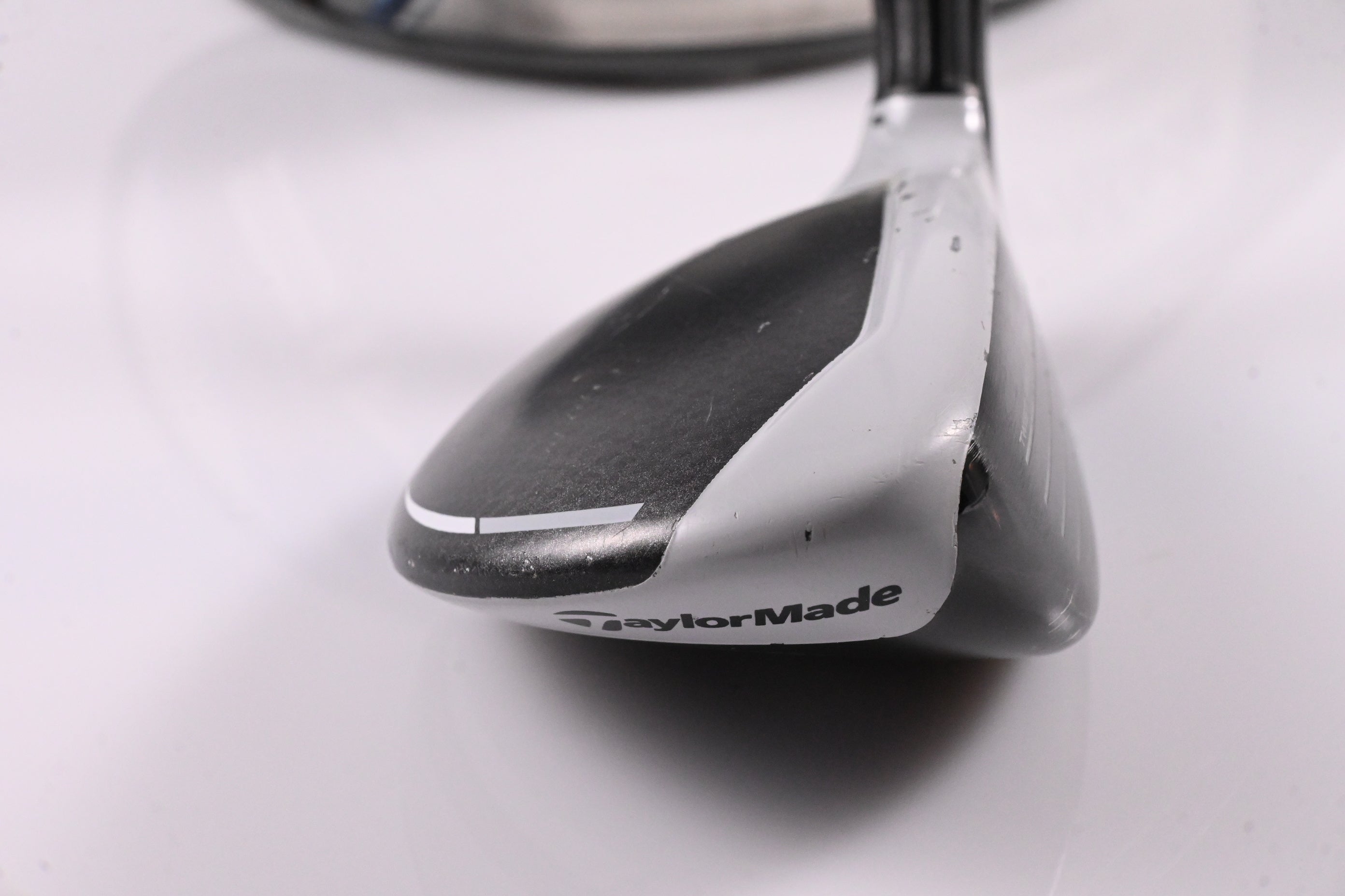 Taylormade SIM Max #3 Hybrid / 19 Degree / Regular Flex Fujikura Ventus Blue 6