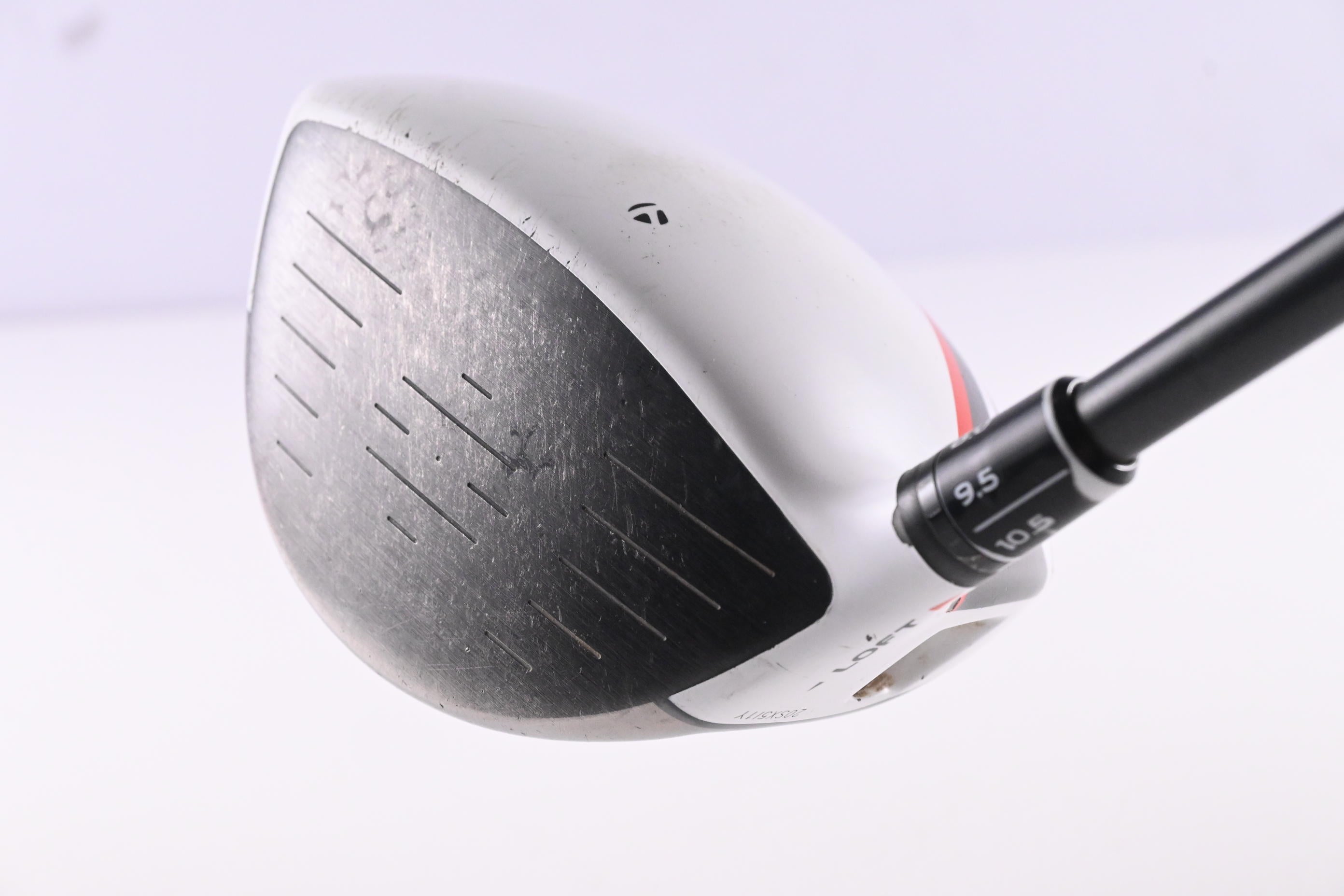 Taylormade R1 Driver / 10.5 Degree / Regular Flex Aldila RIP Phenom 55 Shaft