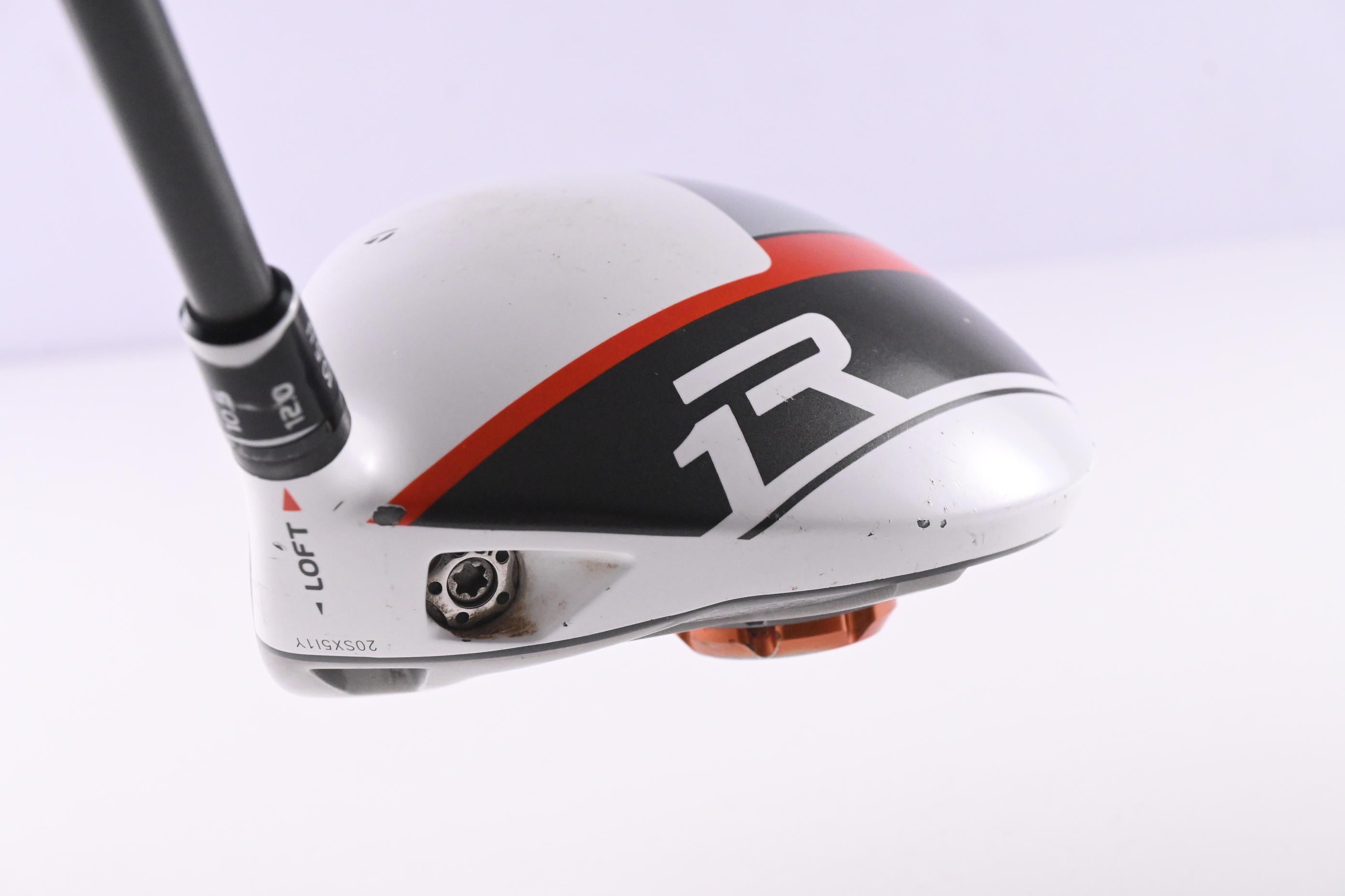 Taylormade R1 Driver / 10.5 Degree / Regular Flex Aldila RIP Phenom 55 Shaft