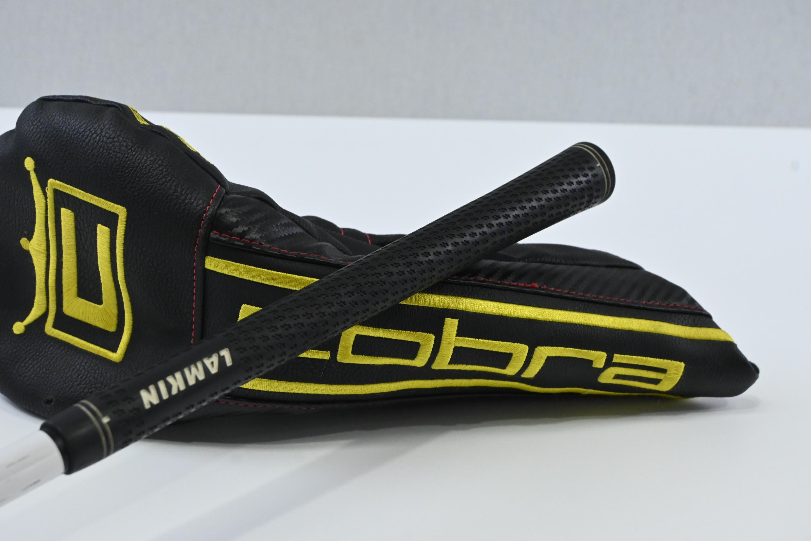 Cobra King Speedzone Driver / 10.5 Degree / Regular Flex UST Helium 5