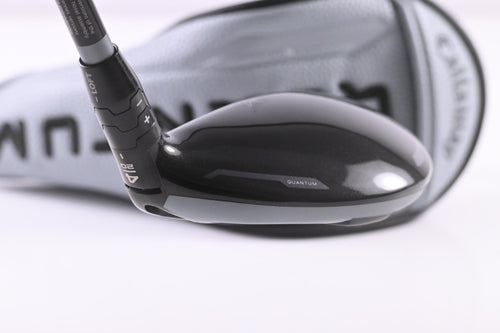 Callaway Quantum Max OS #4 Hybrid / 20 Degree / Regular Flex Denali Frost Silver