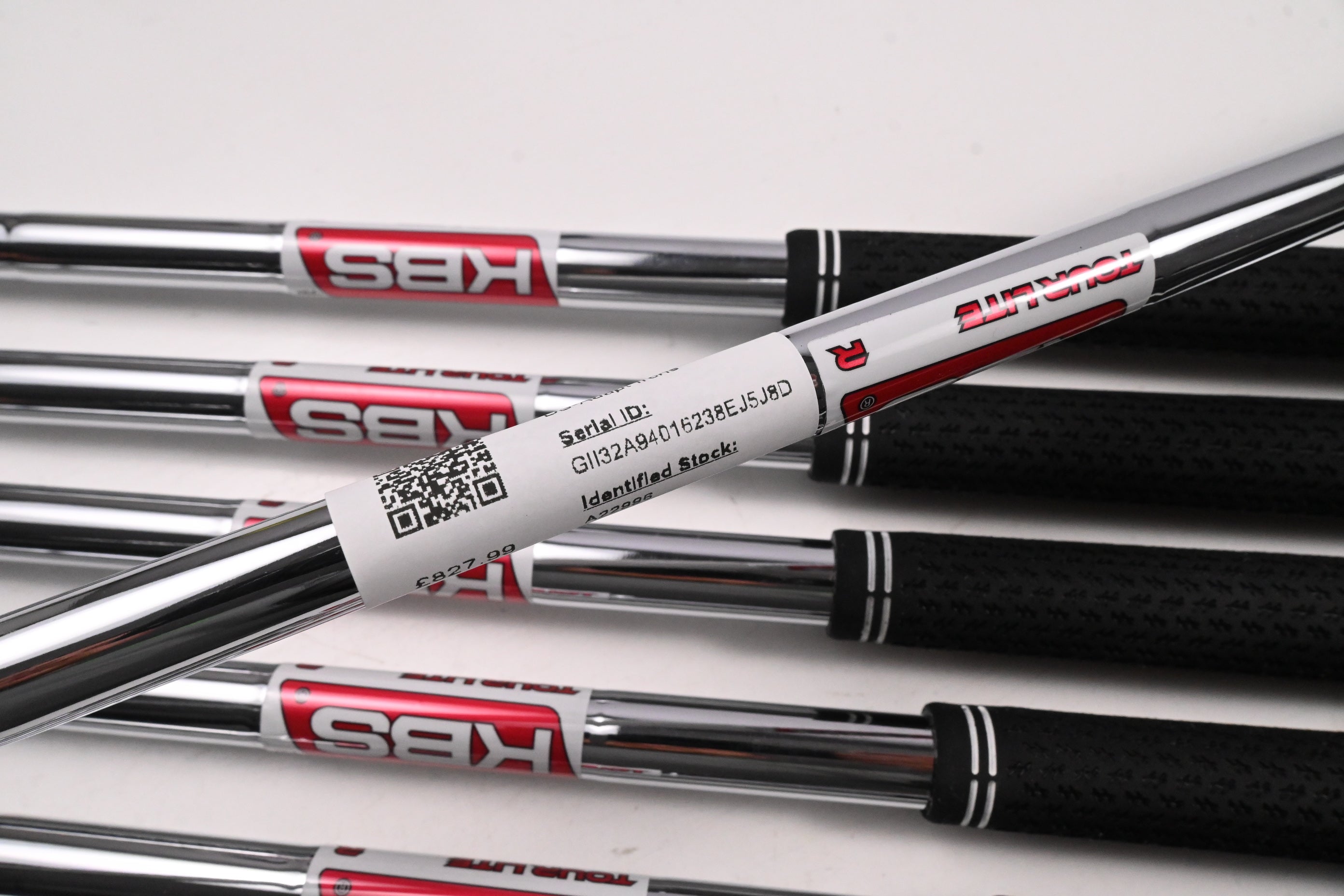 Cobra DS-Adapt Irons / 4-PW+GW / Regular Flex KBS Tour Lite Shafts