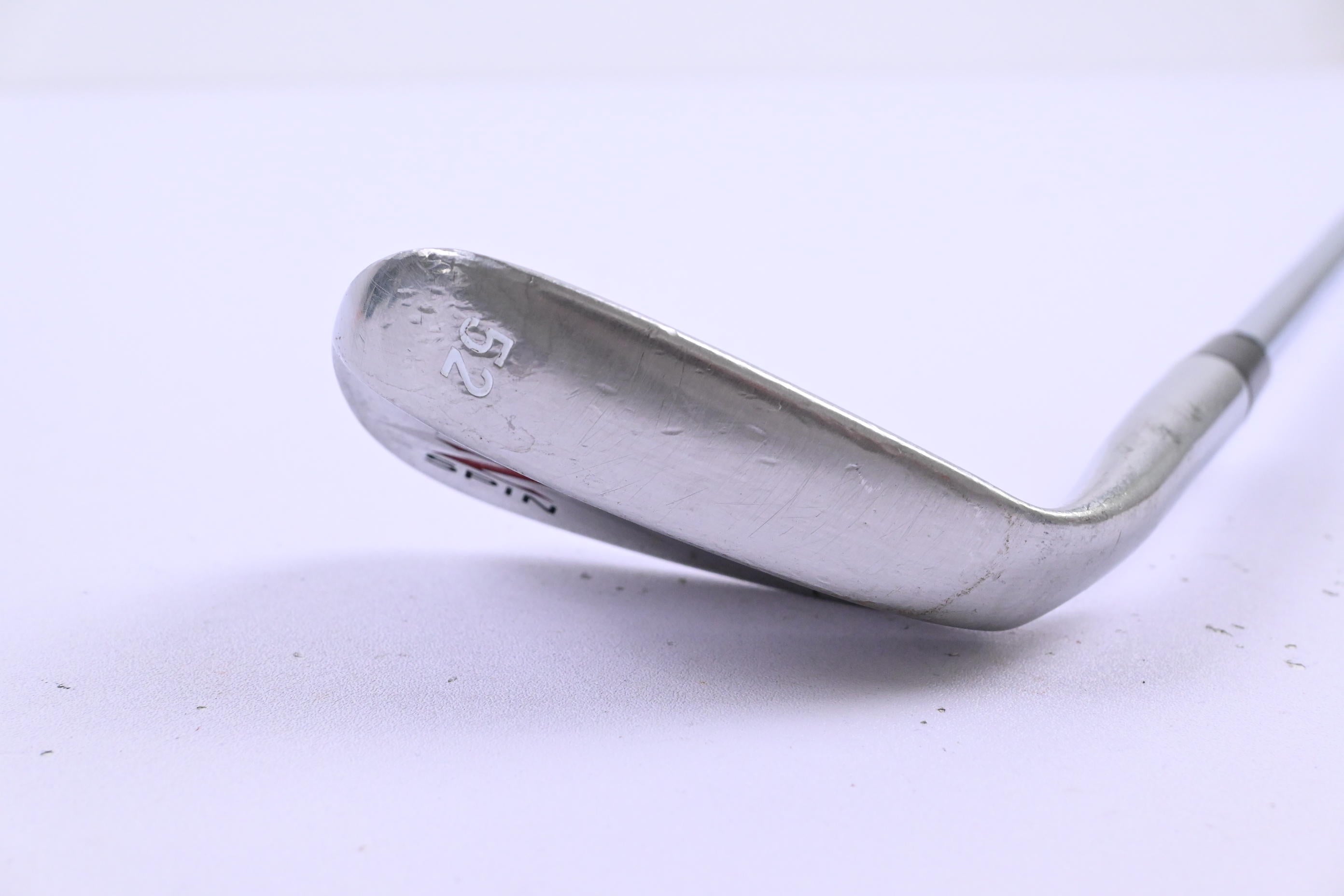 Taylormade Z-Spin Red Gap Wedge / 52 Degree / Wedge Flex Z-Spin Shaft