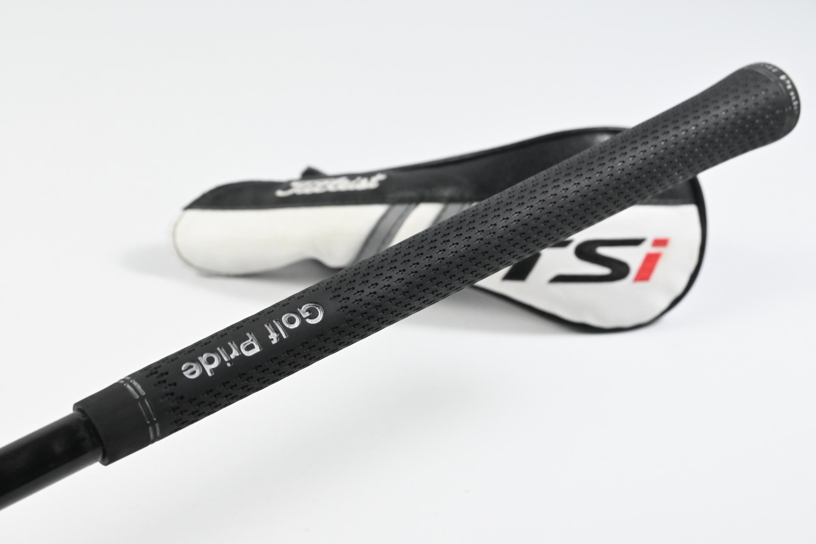 Left Hand Titleist 818 H2 #3 Hybrid / 21 Degree / Regular Flex Aldila Rogue 85