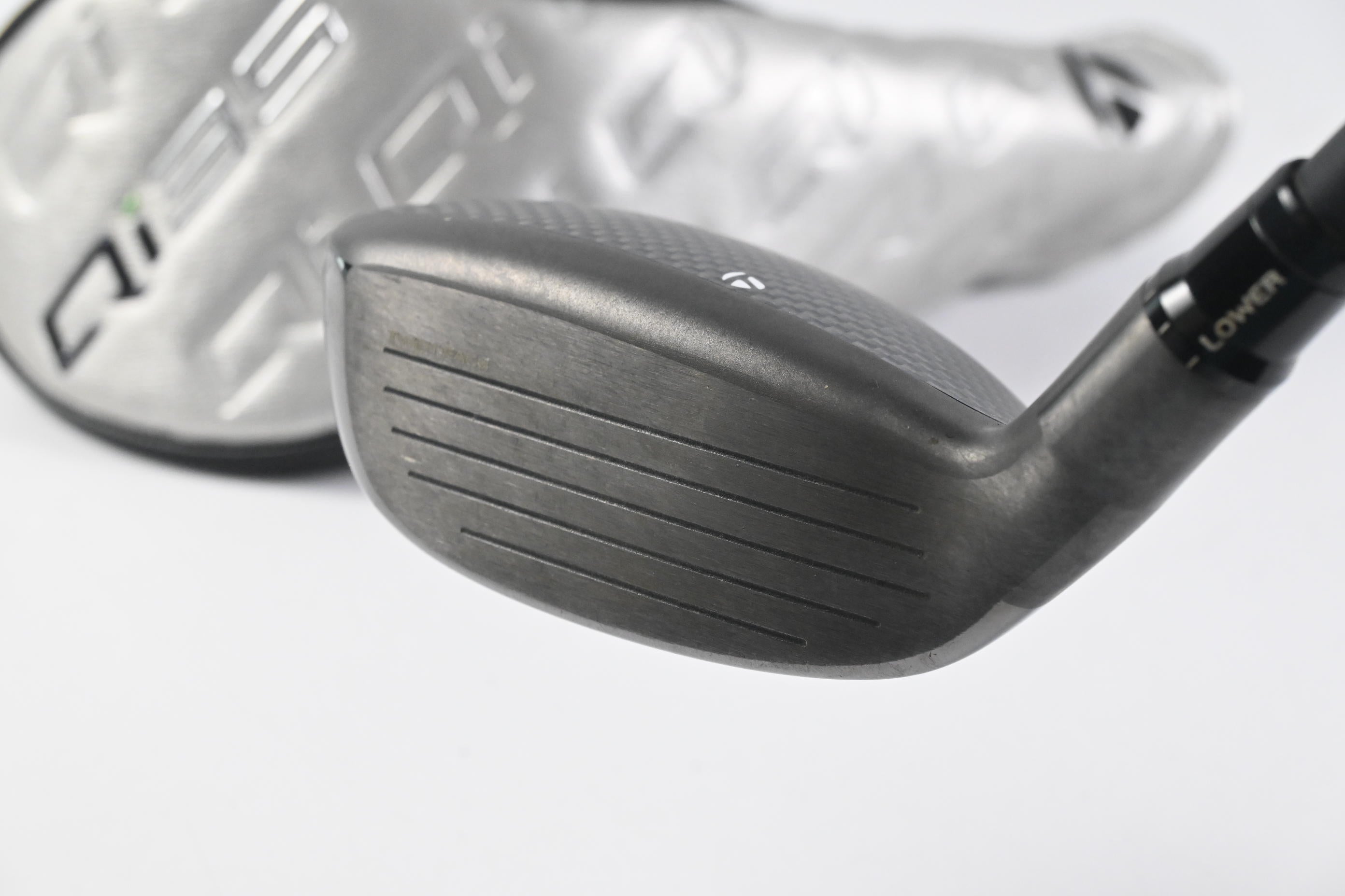 Taylormade Qi35 #3 Hybrid / 19 Degree / X-Flex Kai'li Dark Waves Blue 95 Shaft