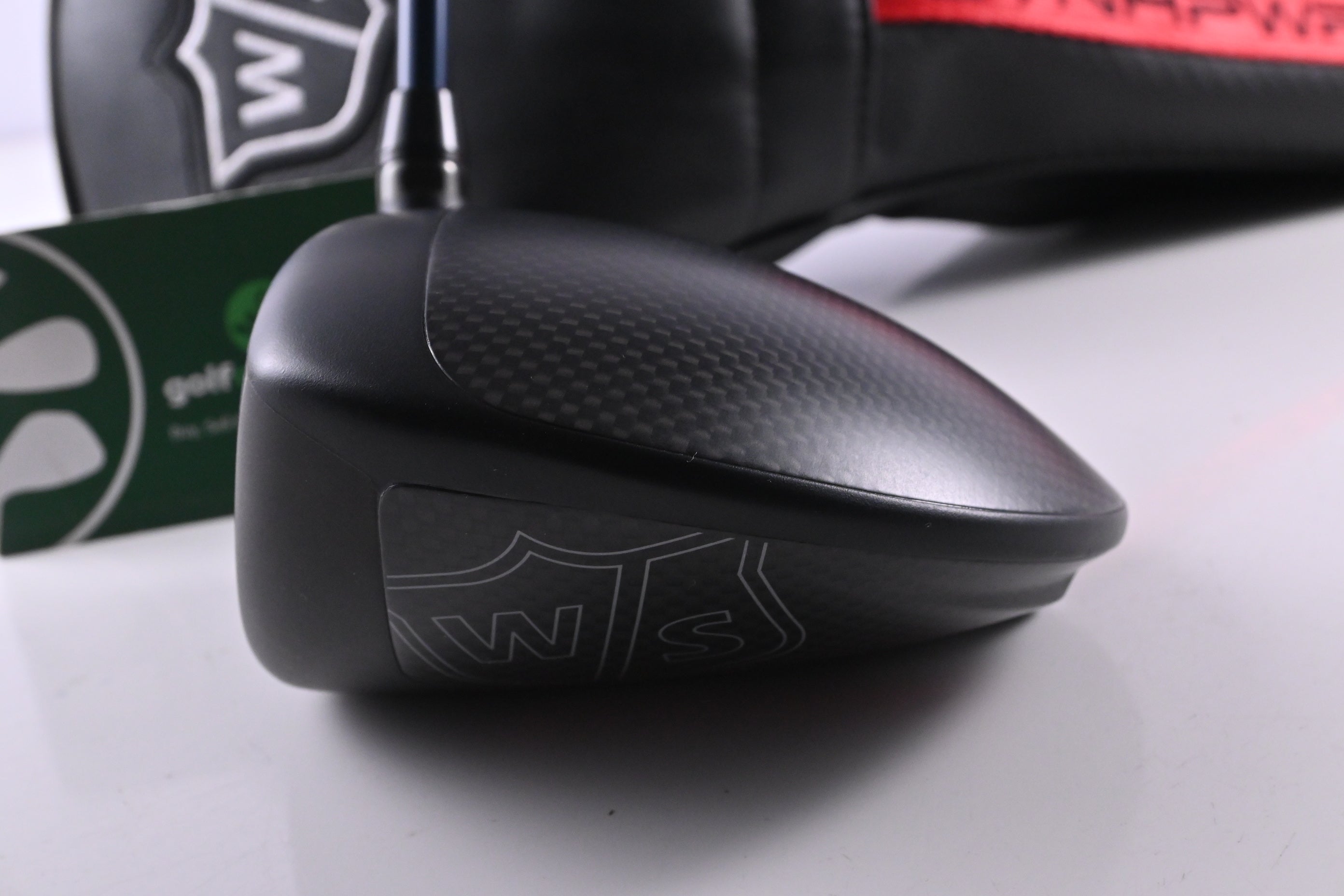 Left hand Wilson Dynapower Carbon 2023 Driver / 9 Degree / Regular Flex Ventus