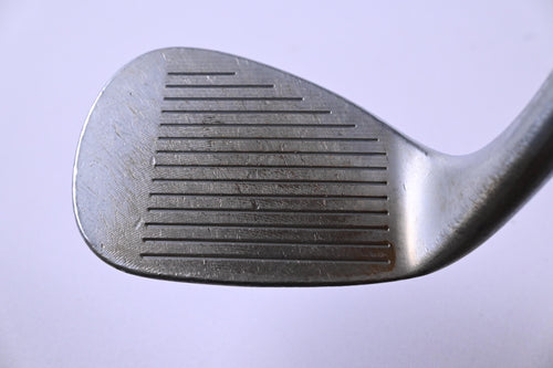 Cleveland 588 RTX Sand Wedge / 56 Degree / Wedge Flex Dynamic Gold Shaft
