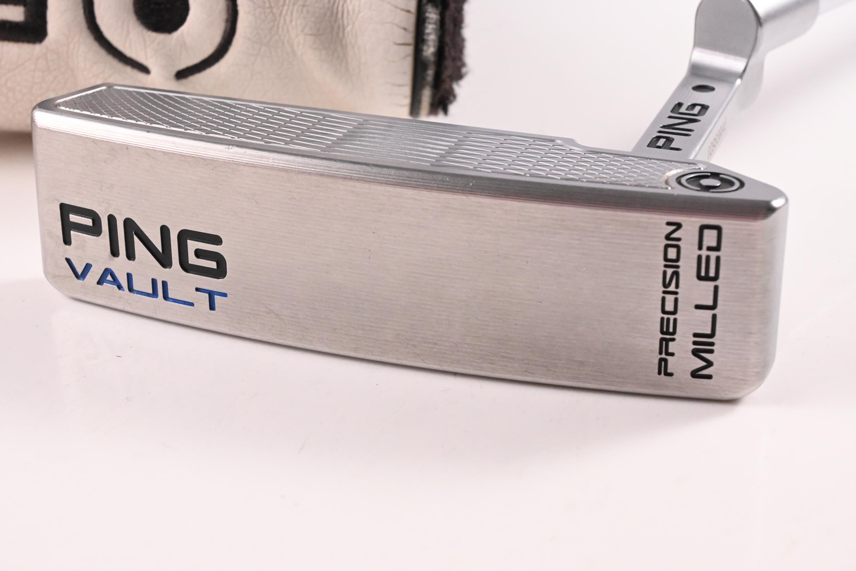 Ping Vault VOSS Putter / Black Dot / 34 Inch