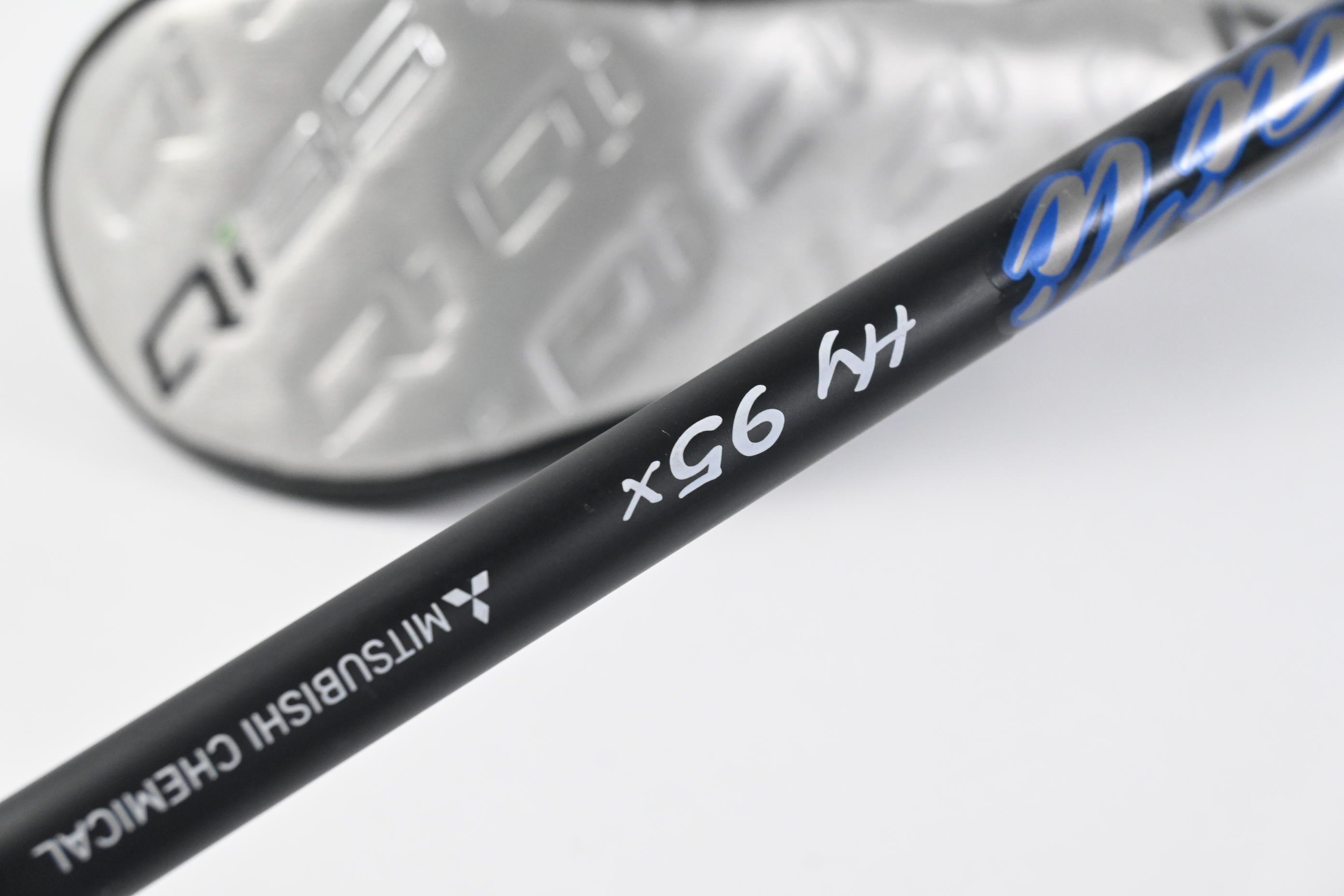 Taylormade Qi35 #3 Hybrid / 19 Degree / X-Flex Kai'li Dark Waves Blue 95 Shaft