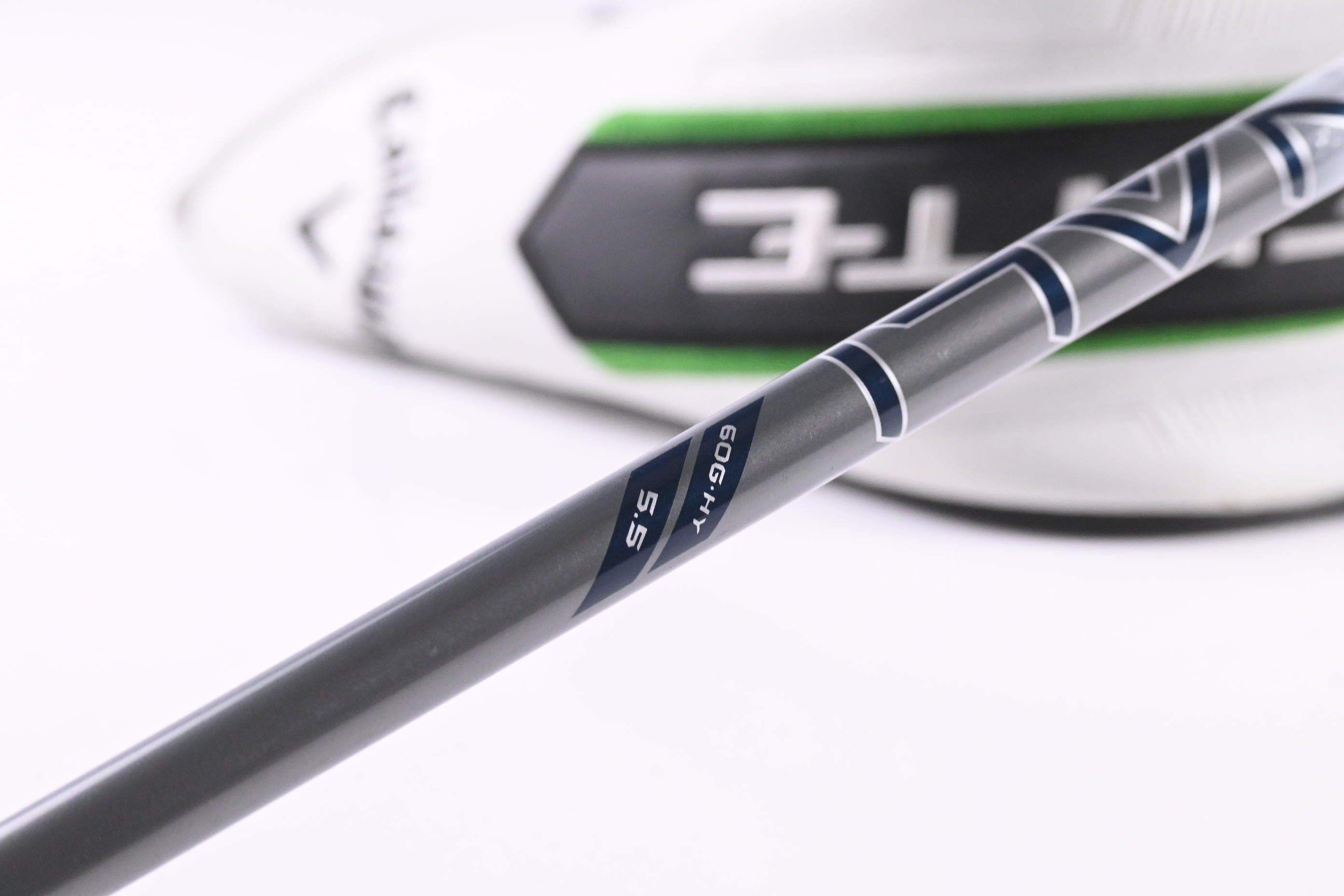 Callaway Elyte #4 Hybrid / 22 Degree / Regular Flex Denali Charcoal 60 Shaft