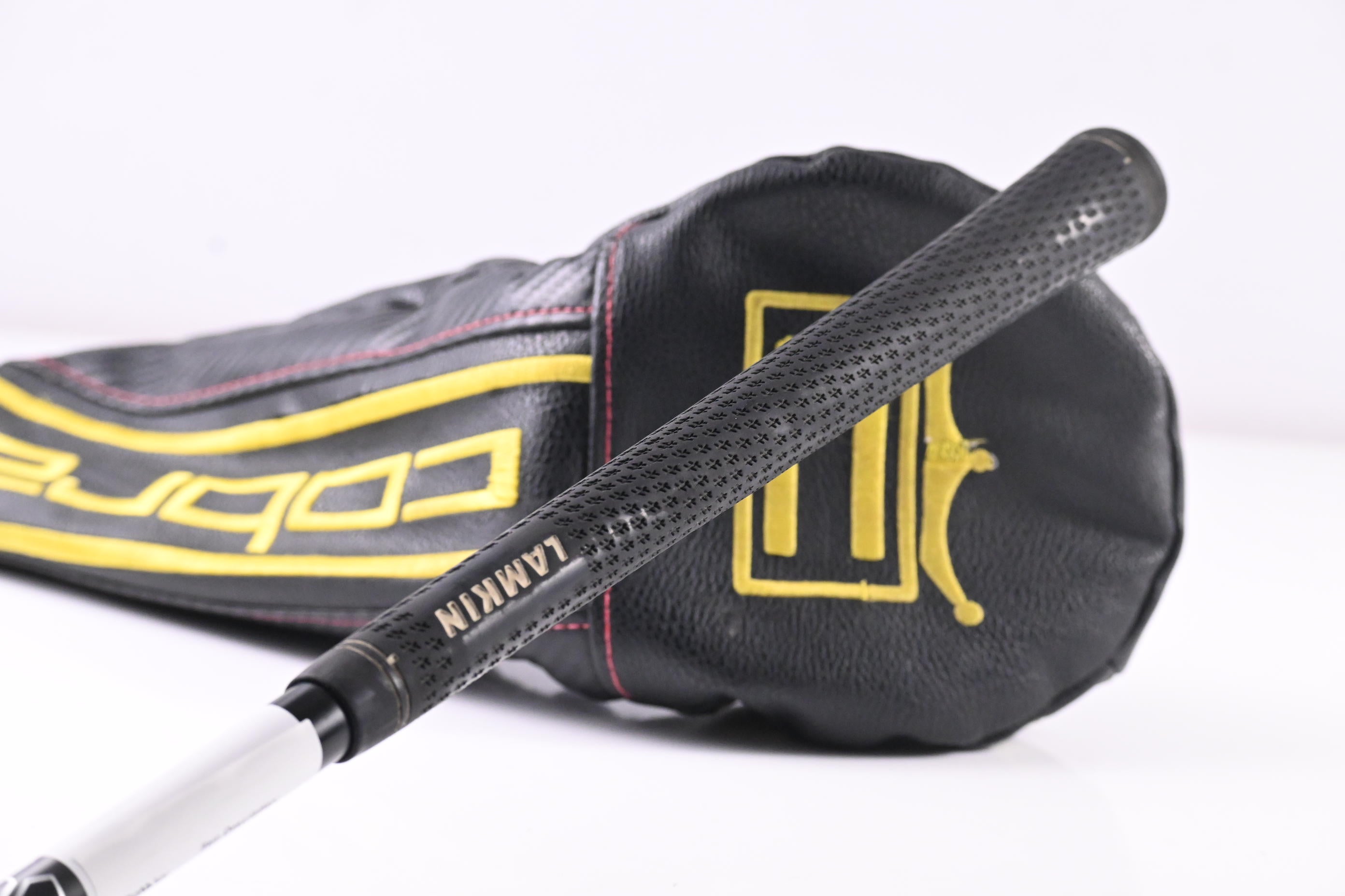Cobra King Speedzone Xtreme Driver / 10.5 Degree / Regular Flex UST Helium 5