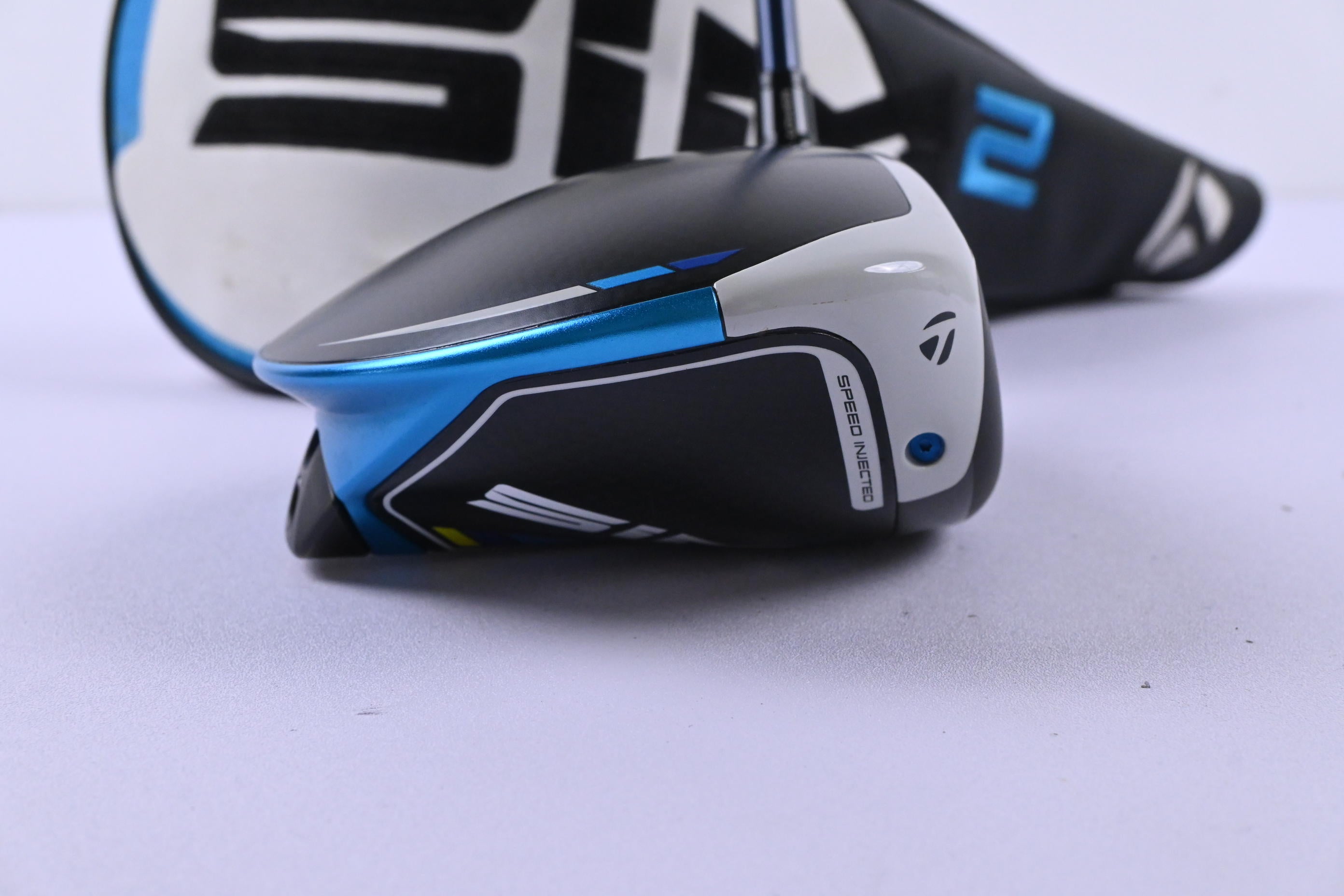 Taylormade SIM2 Max Driver / 10.5 Degree / Stiff Flex Fujikura Ventus Blue 5