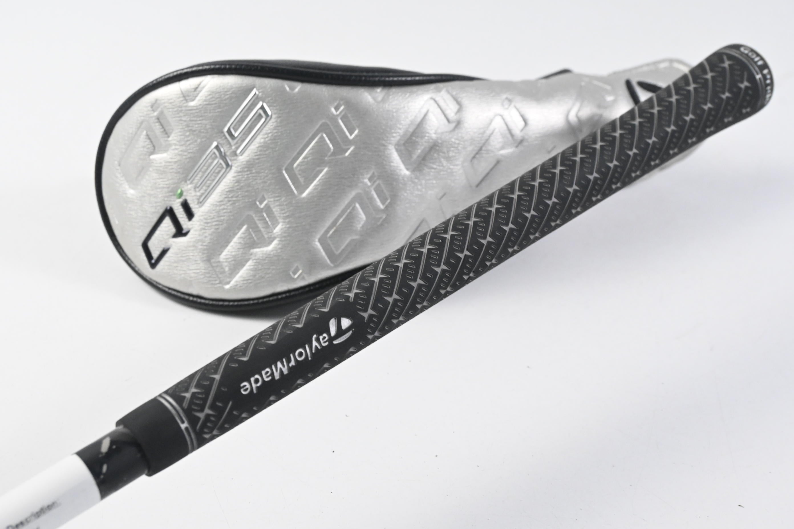 Taylormade Qi35 #3 Hybrid / 19 Degree / X-Flex Kai'li Dark Waves Blue 95 Shaft