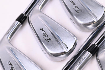 Titleist T250 2025 Irons / 5-PW+48° / Stiff Flex Project X Shafts