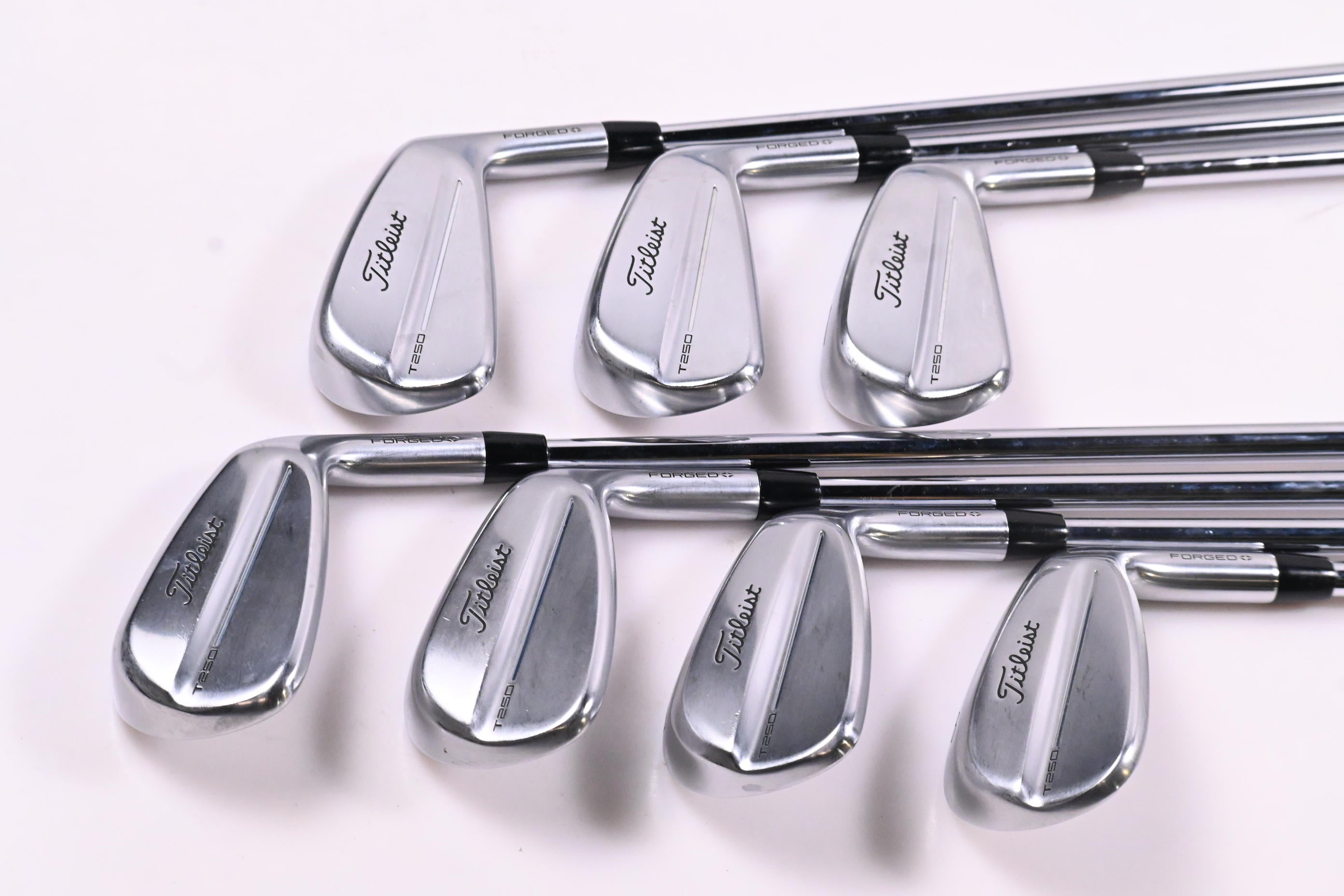 Titleist T250 2025 Irons / 5-PW+48° / Stiff Flex Project X Shafts