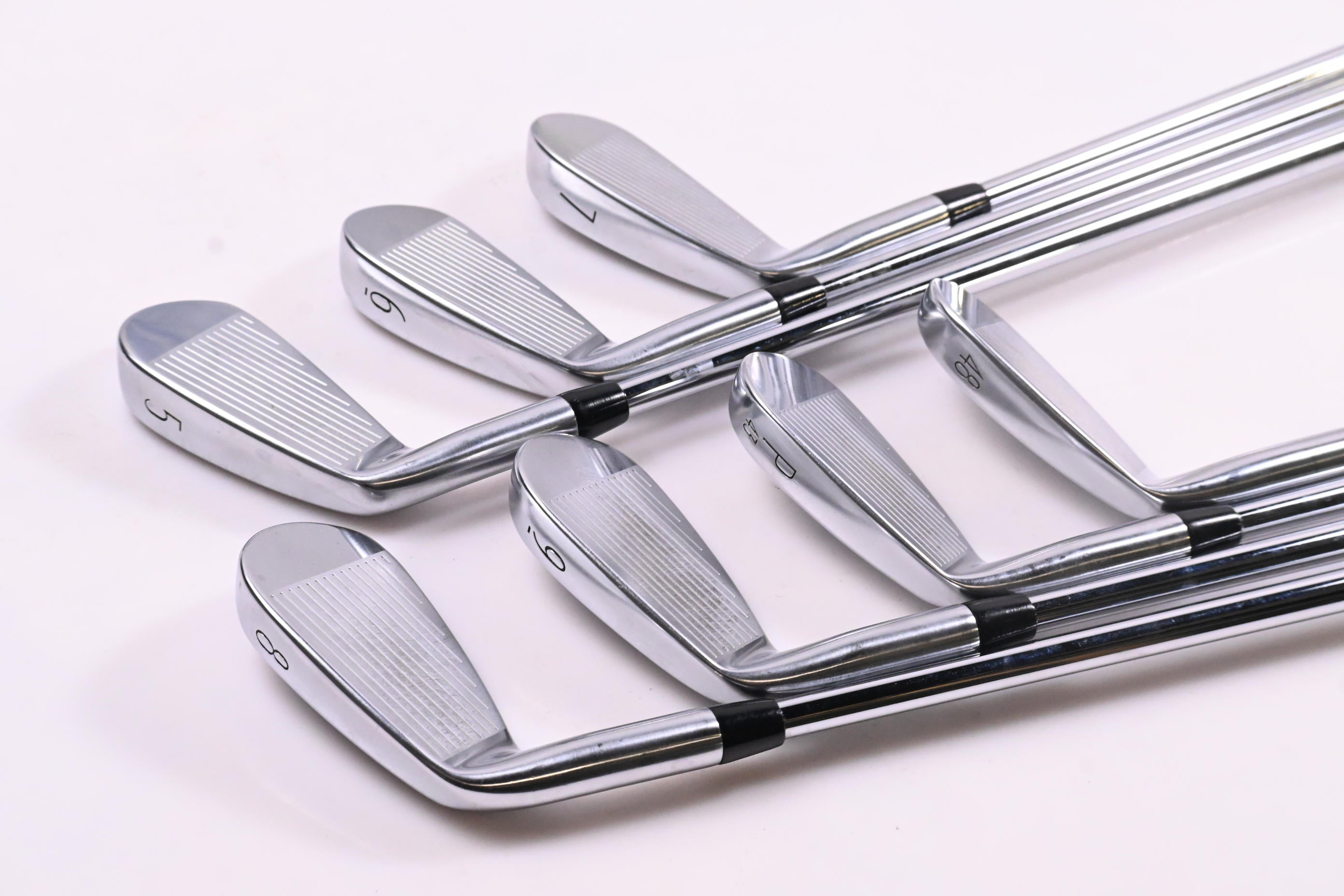 Titleist T250 2025 Irons / 5-PW+48° / Stiff Flex Project X Shafts