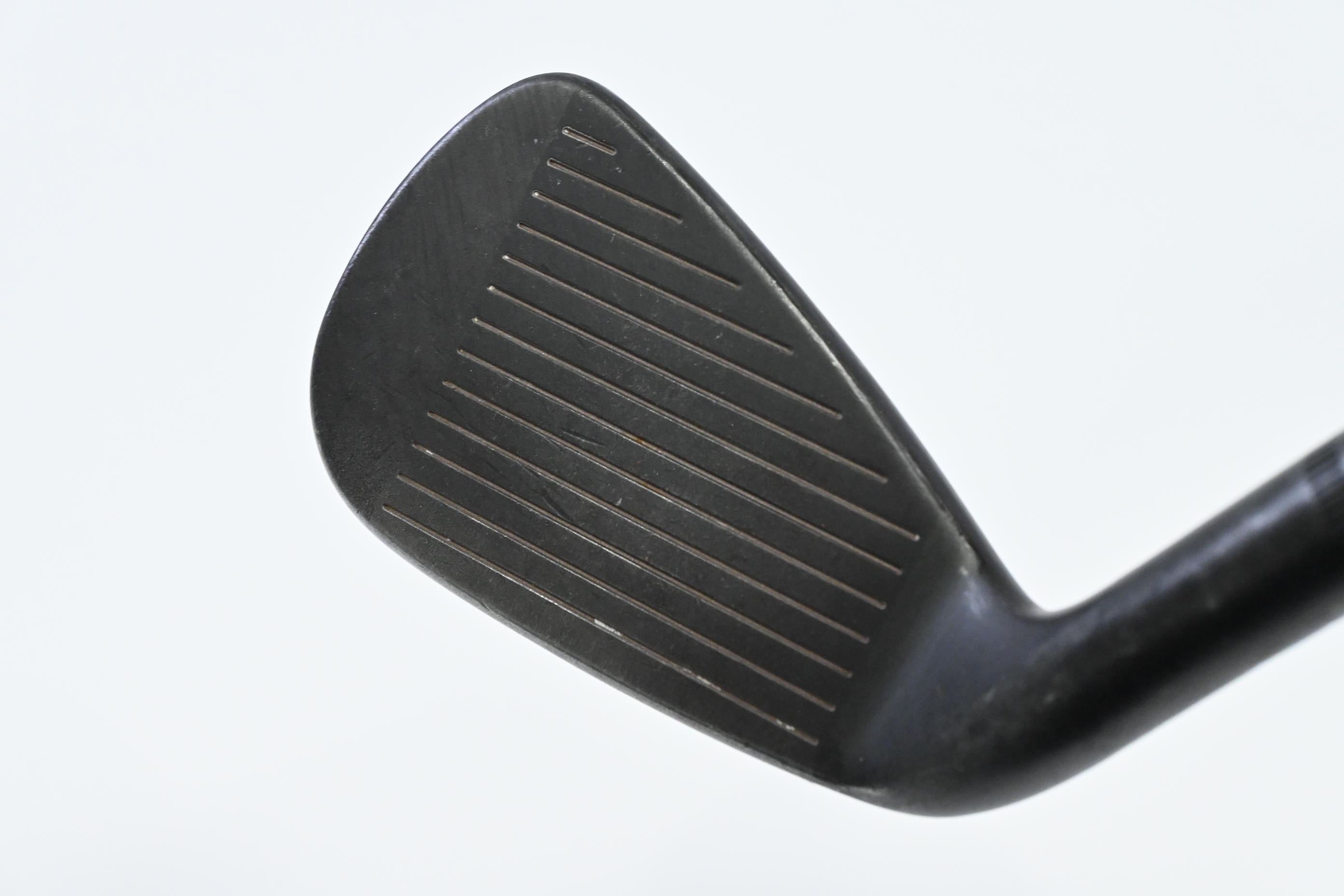 Wilson FG Tour M3 #4 Iron / 24 Degree / Stiff Flex Dynamic Gold XP S300 Shaft