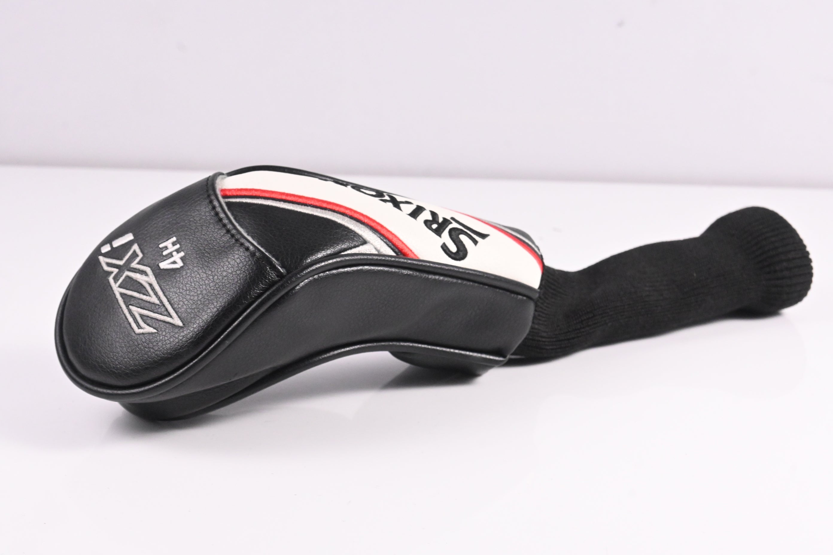 Srixon ZXi #4 Hybrid / 22 Degree / Regular Flex Fujikura Ventus TR Blue 7 Shaft
