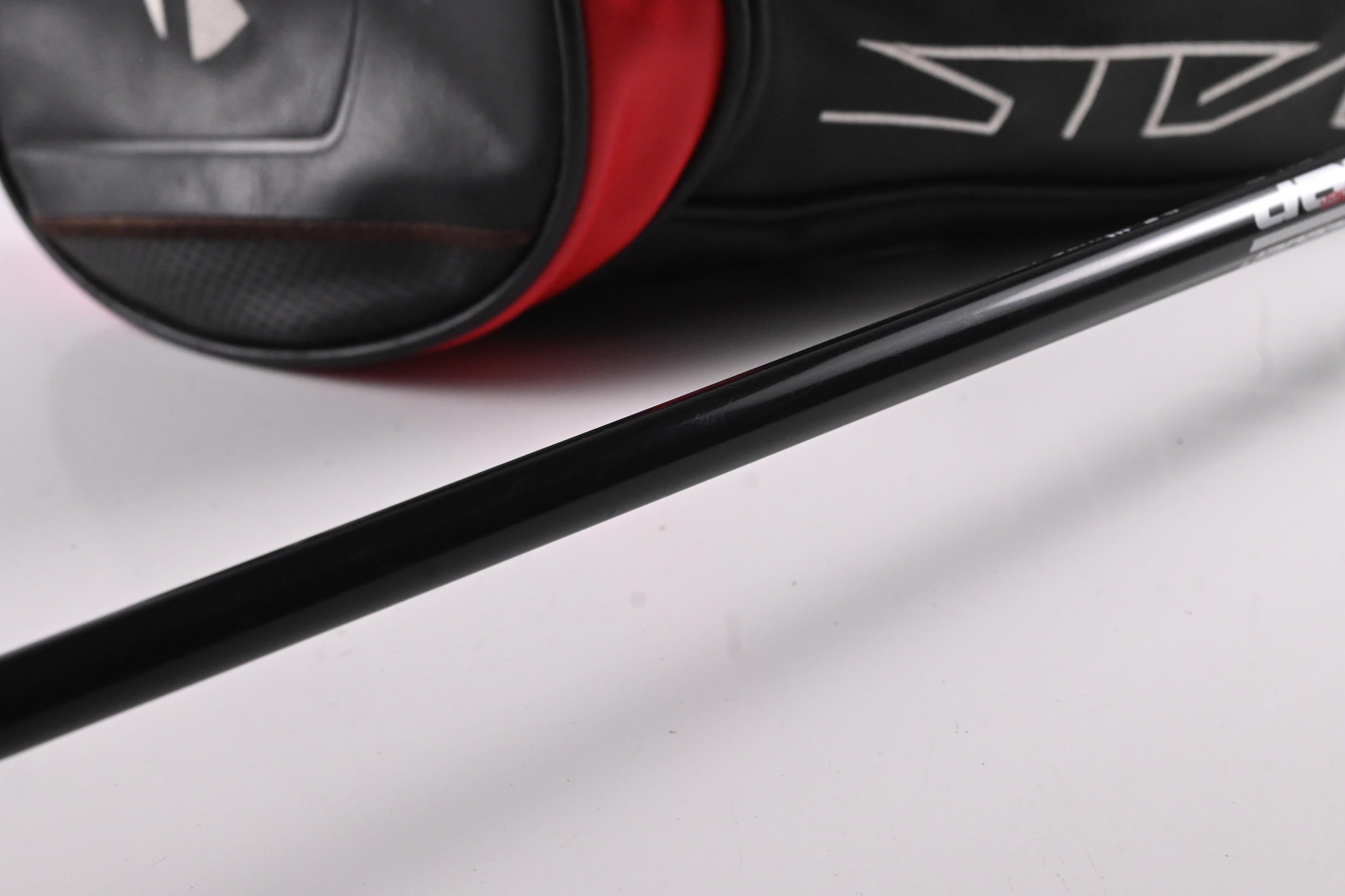 Taylormade Stealth HD Driver / 10.5 Degree / Regular Flex Speeder 45 Shaft