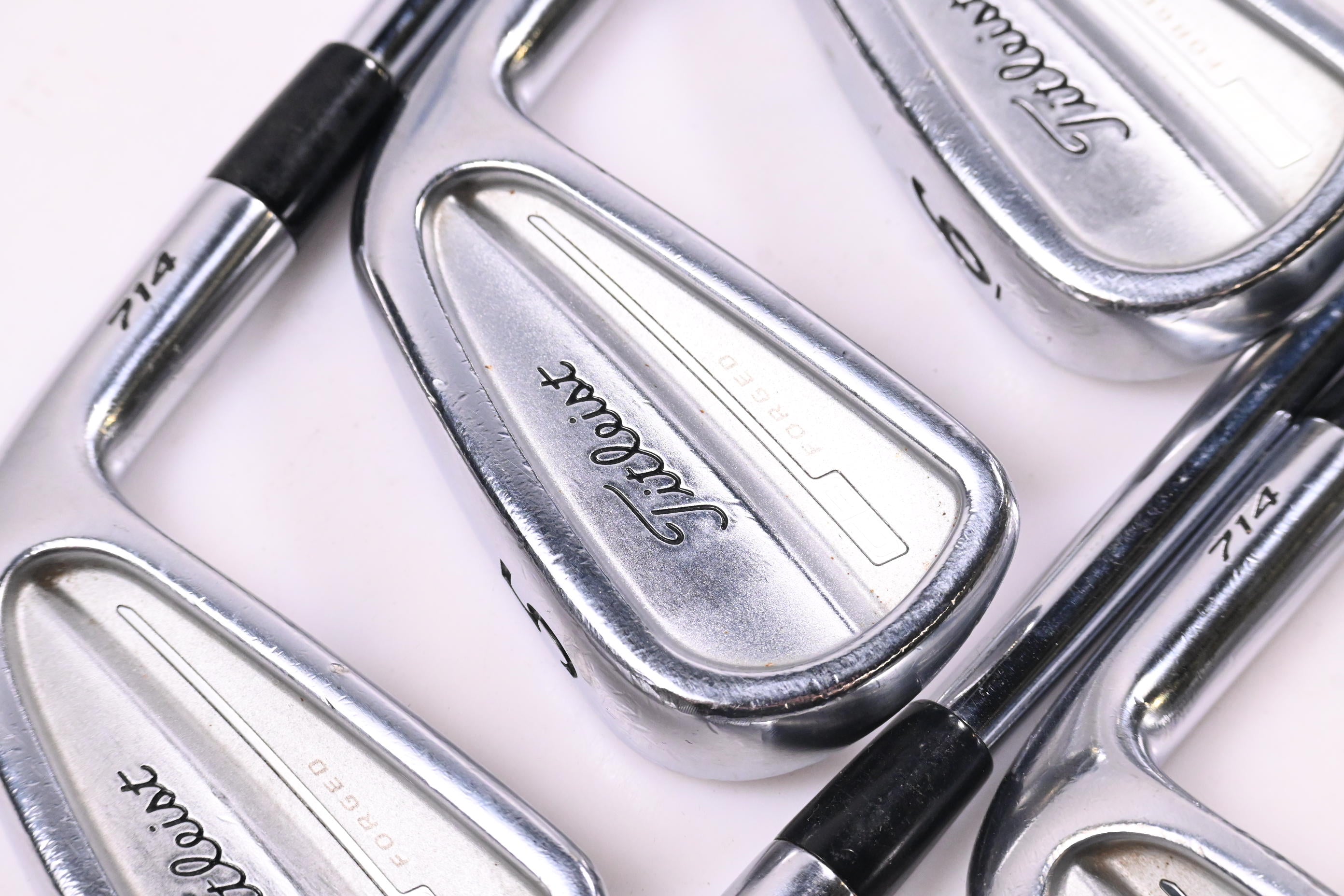 Titleist 714 CB Irons / 4-9i / X-Flex Dynamic Gold X100U Shafts