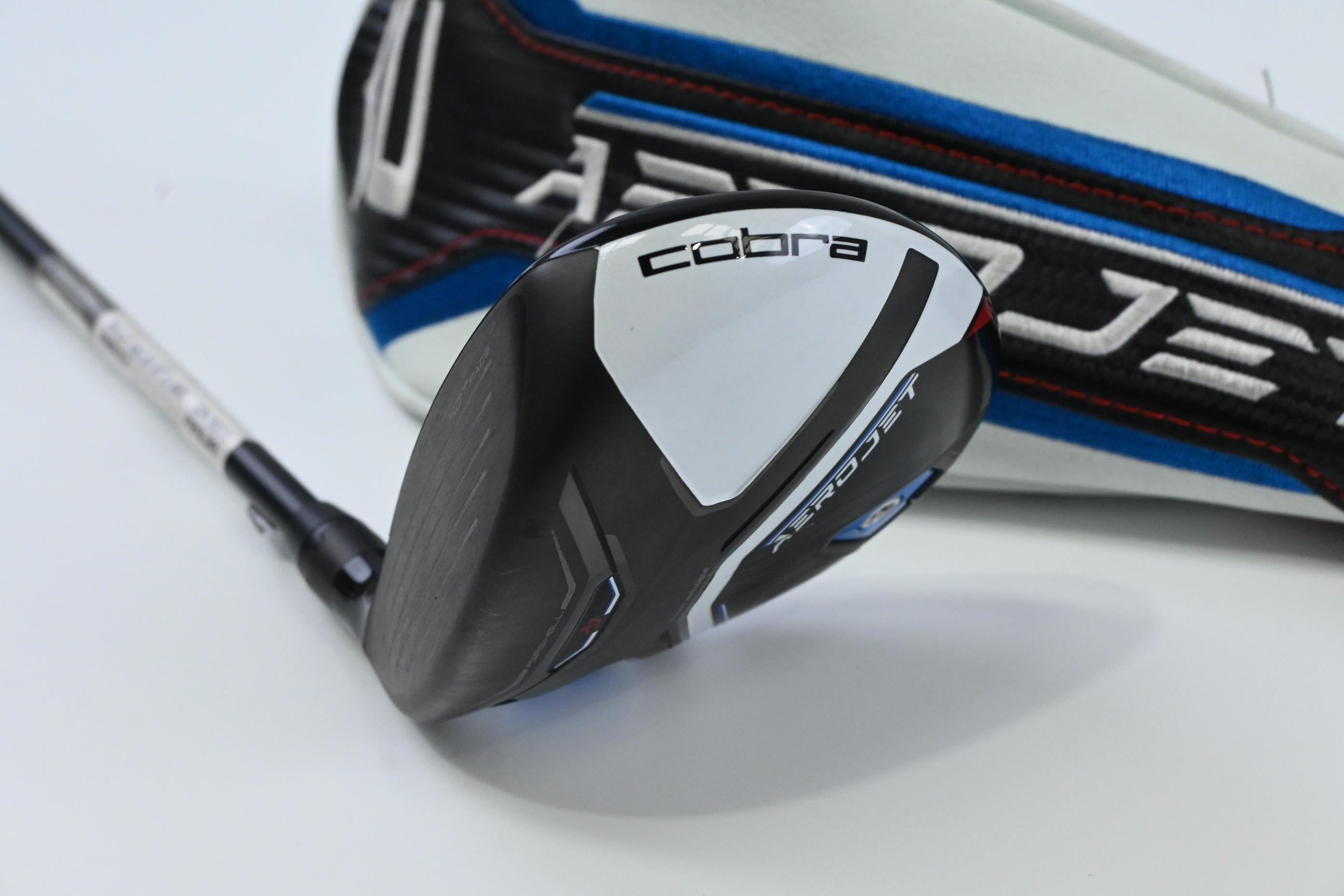 Left Hand Cobra Aerojet Max #3 Wood / 15.5 Degree / Regular Flex UST Helium 5