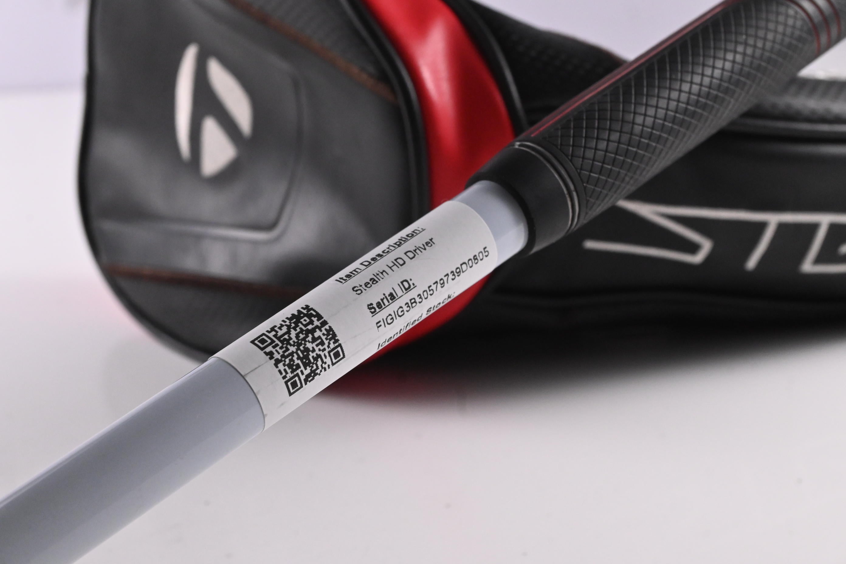 Taylormade Stealth HD Driver / 10.5 Degree / Regular Flex Speeder 45 Shaft