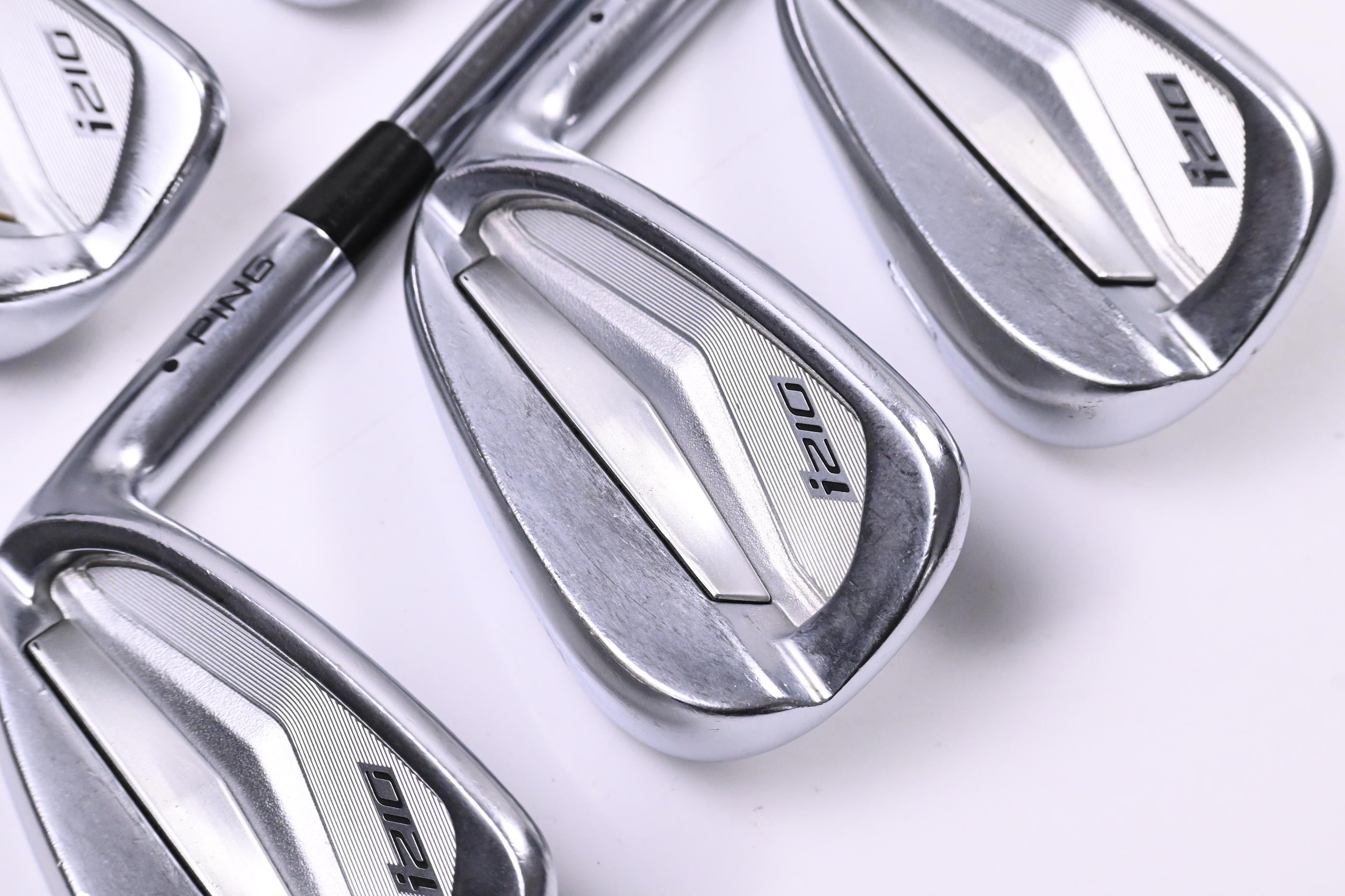 Ping i210 Irons / 6-PW / Black Dot / Regular Flex Ping AWT 2.0 Shafts