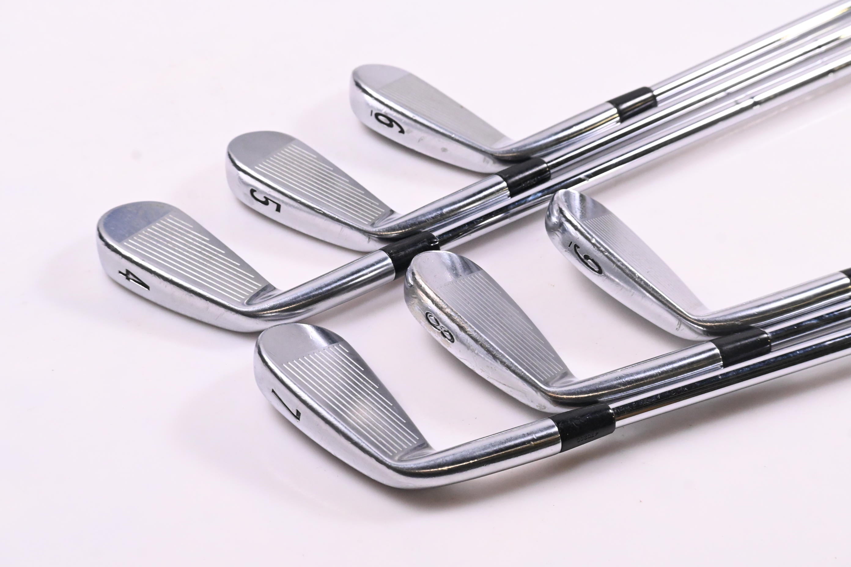 Titleist 714 CB Irons / 4-9i / X-Flex Dynamic Gold X100U Shafts