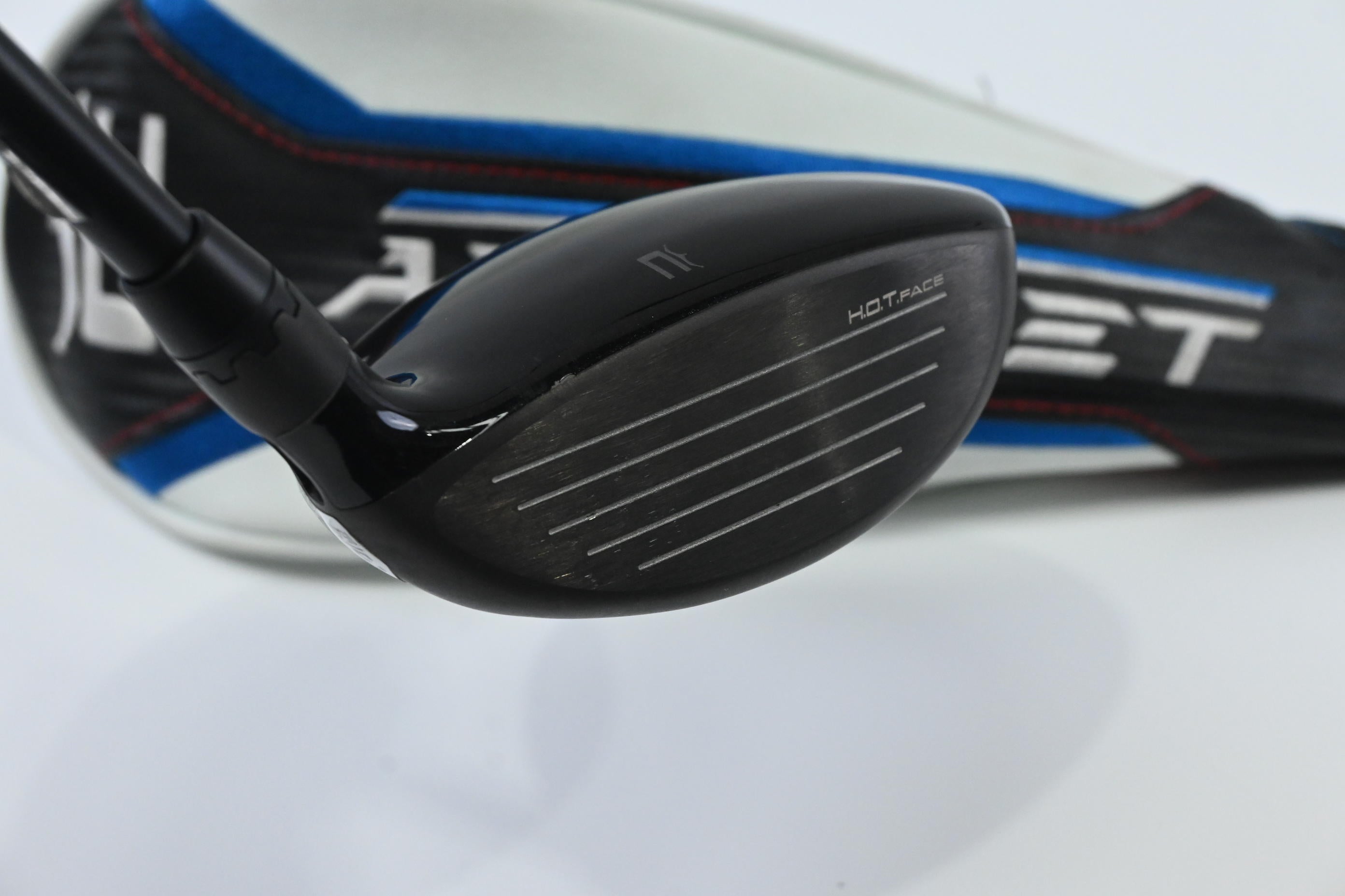 Left Hand Cobra Aerojet Max #3 Wood / 15.5 Degree / Regular Flex UST Helium 5