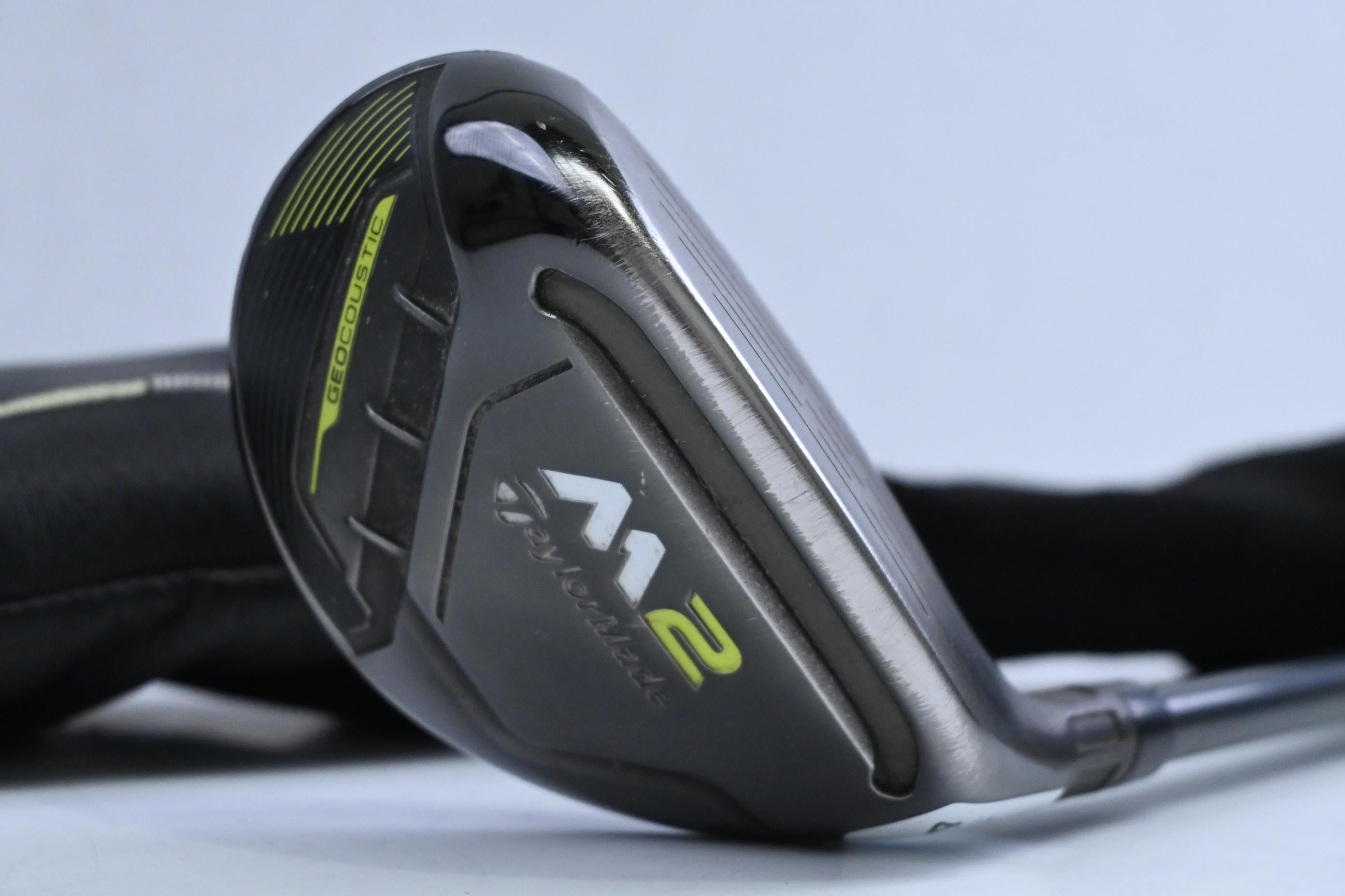 Taylormade M2 2017 #4 Hybrid / 22 Degree / Regular Flex Taylormade M2 65 Shaft