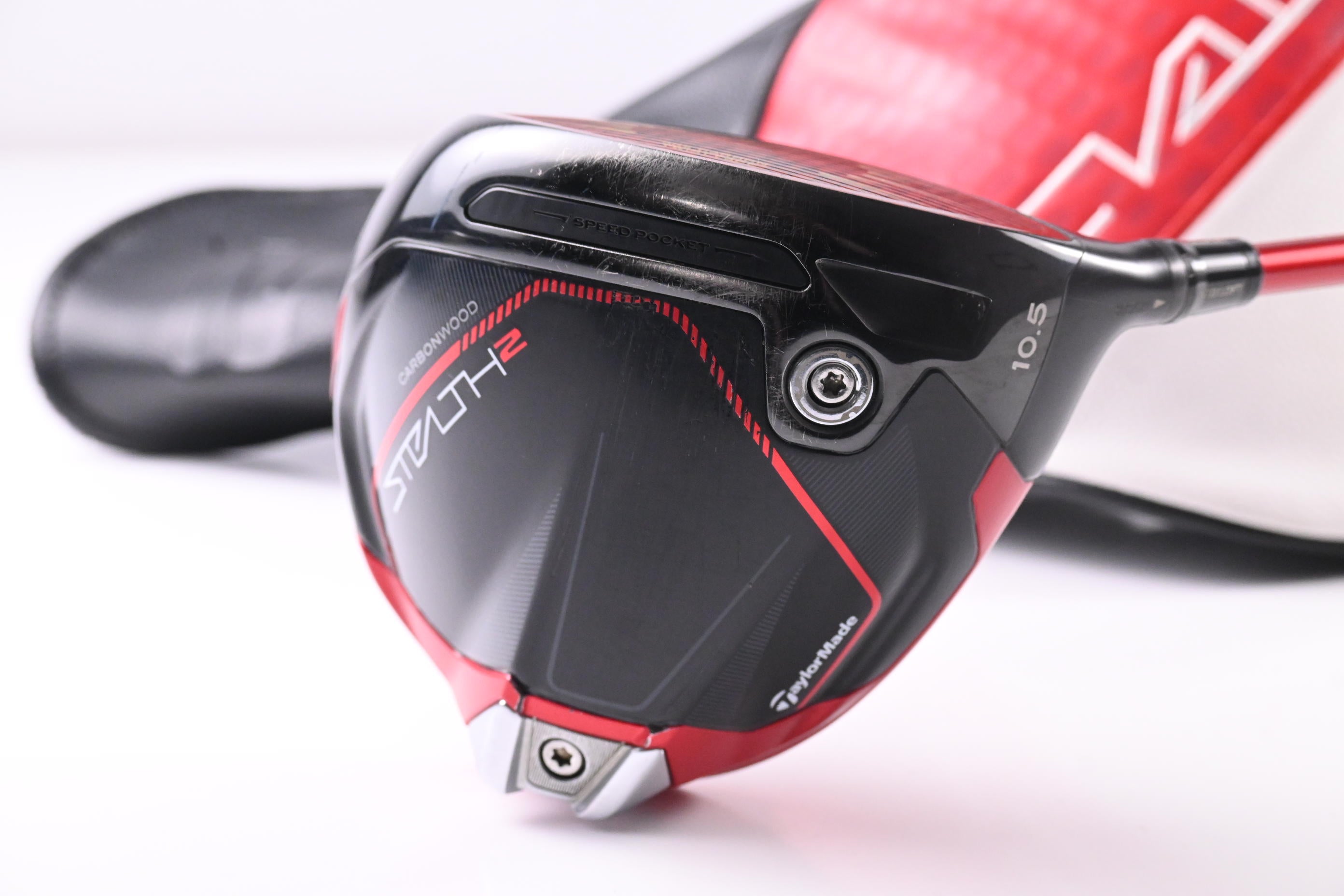 Taylormade Stealth 2 Driver / 10.5 Degree / Stiff Flex Fujikura SpeederNX 60 Shaft