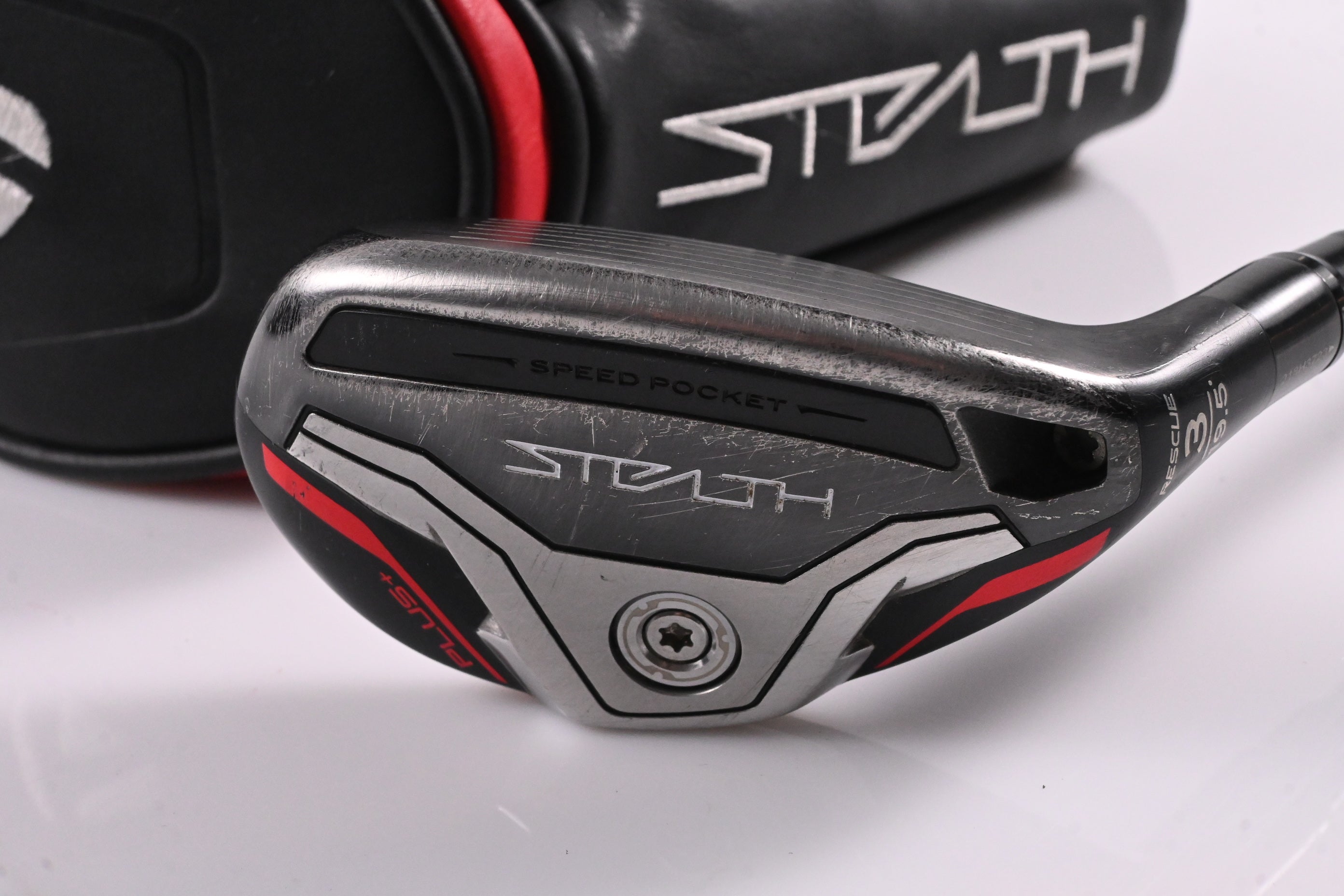 Taylormade Stealth Plus #3 Hybrid / 19.5 Degree / Stiff Flex HZRDUS Smoke RDX