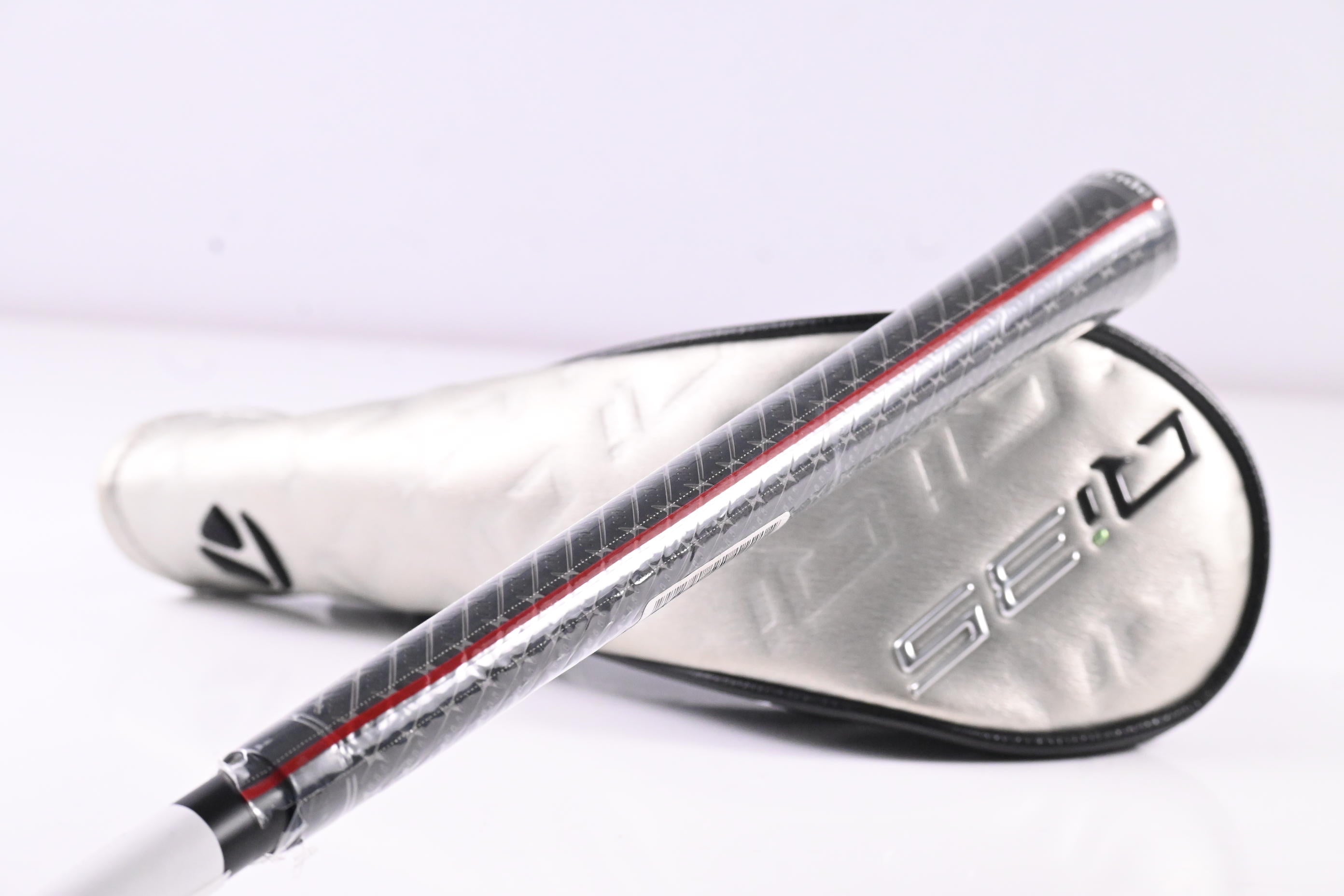 Taylormade Qi35 Max #6 Hybrid / 31 Degree / Regular Flex Air Speeder 50 Shaft