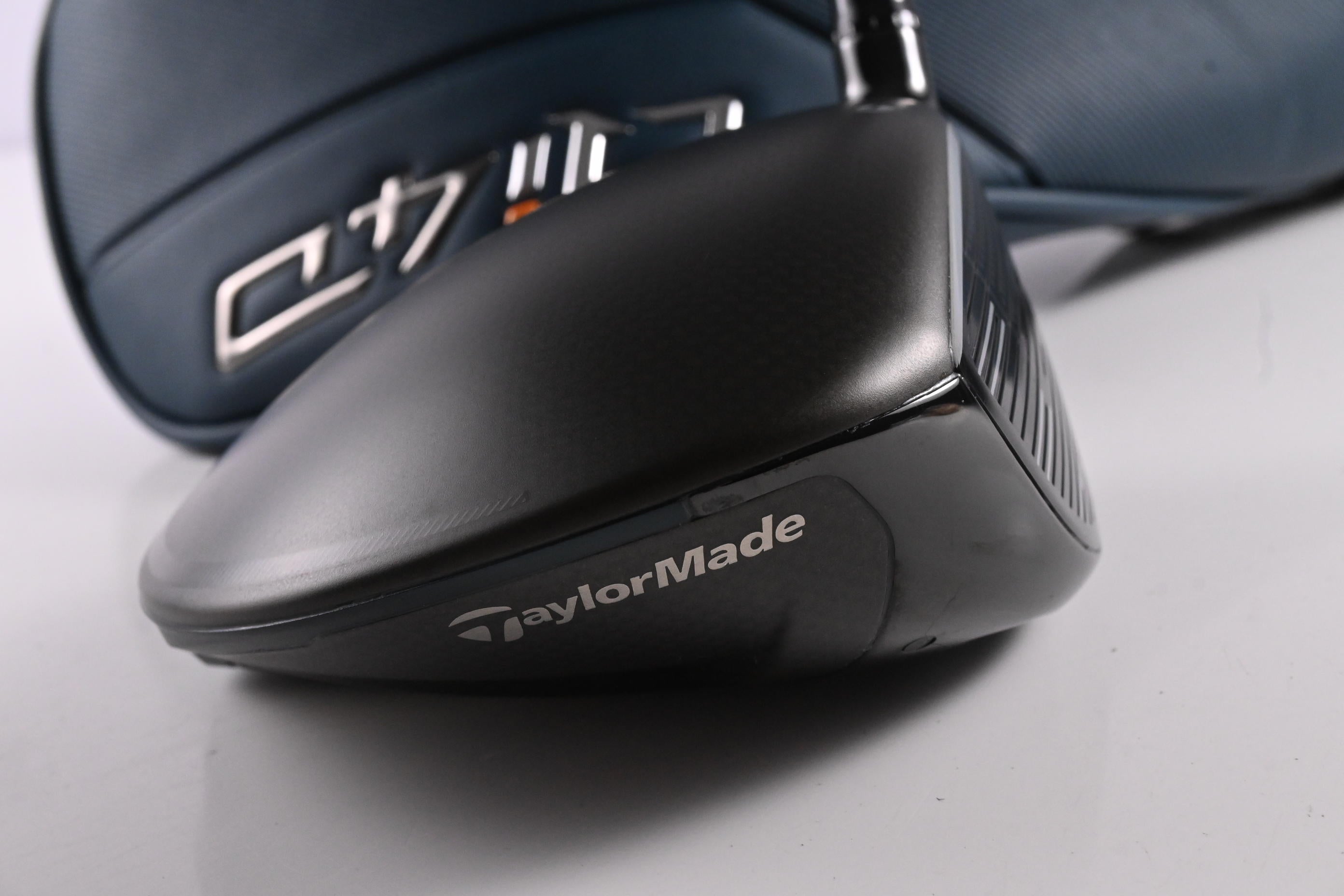 Taylormade Qi4D Driver / 10.5 Degree / Regular Flex Reax Blue 50 Shaft