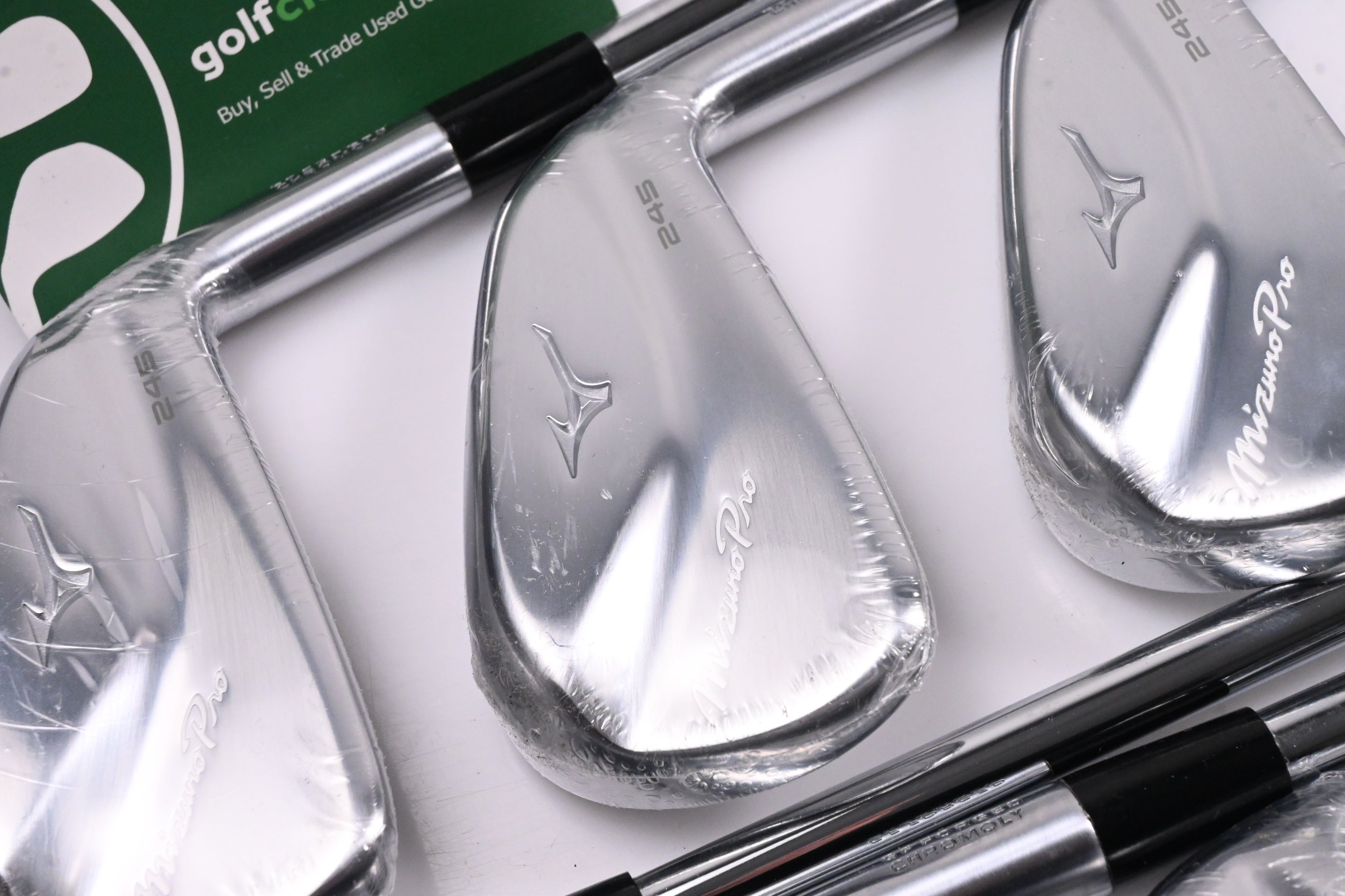 Mizuno Pro 245 Irons / 4-PW / Regular Flex Dynamic Gold MID 100 R300 Shafts