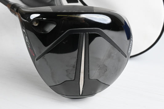 Left Hand Titleist TSR2 Driver / 9 Degree / Stiff Flex HZRDUS CB Black 50 Shaft