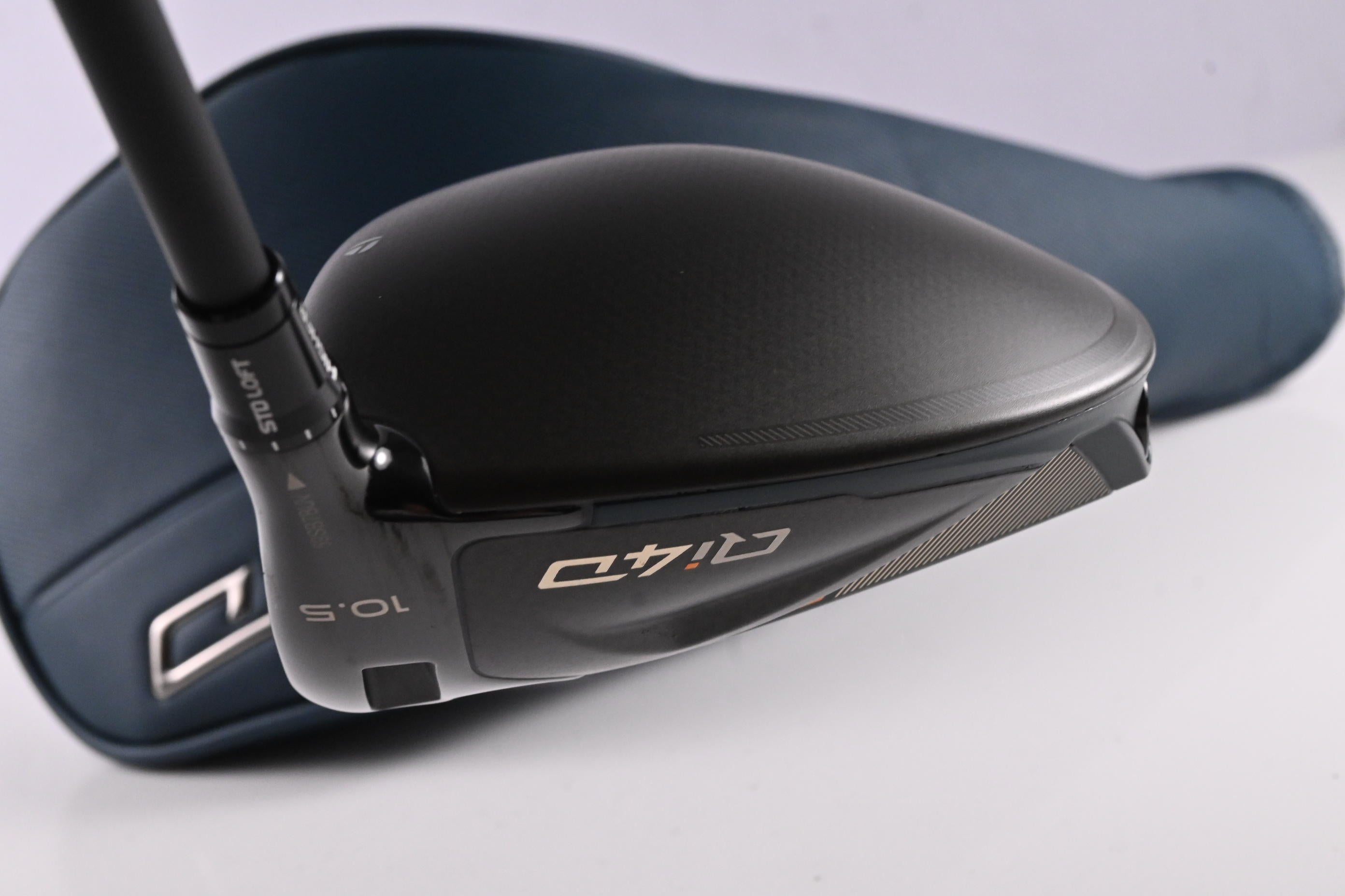 Taylormade Qi4D Driver / 10.5 Degree / Regular Flex Reax Blue 50 Shaft