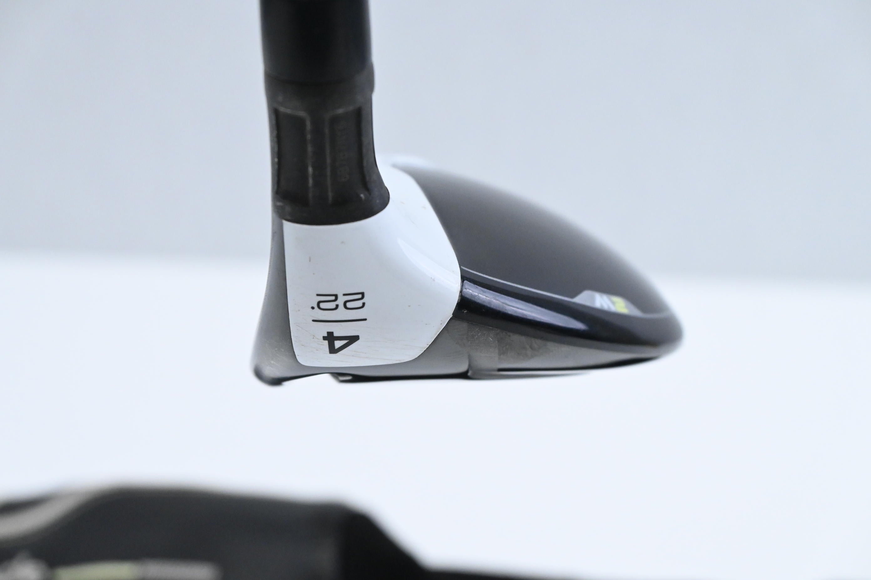 Taylormade M2 2017 #4 Hybrid / 22 Degree / Regular Flex Taylormade M2 65 Shaft