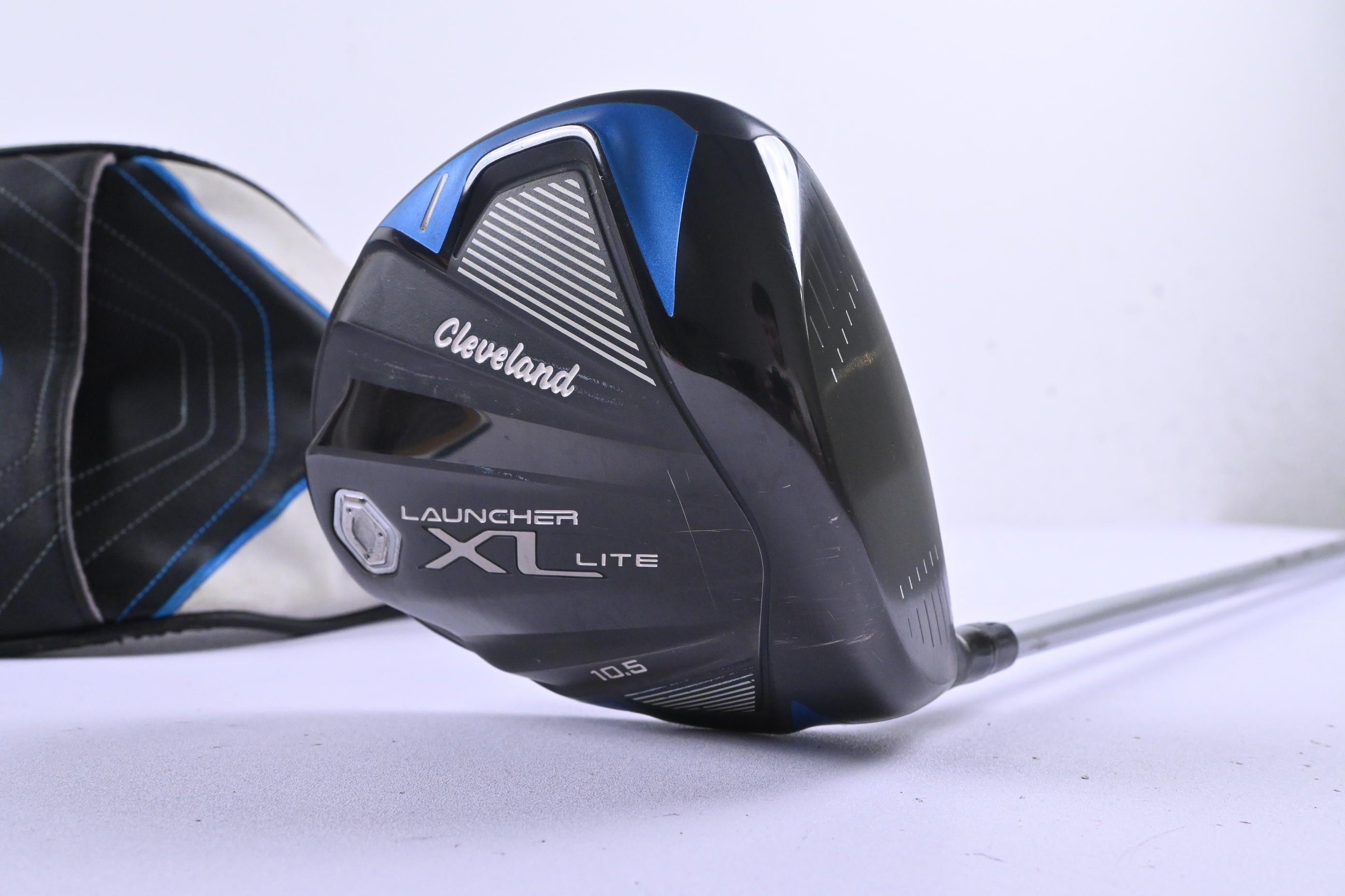 Cleveland Launcher XL Lite Driver / 10.5 Degree / Regular Flex Aldila Ascent 40