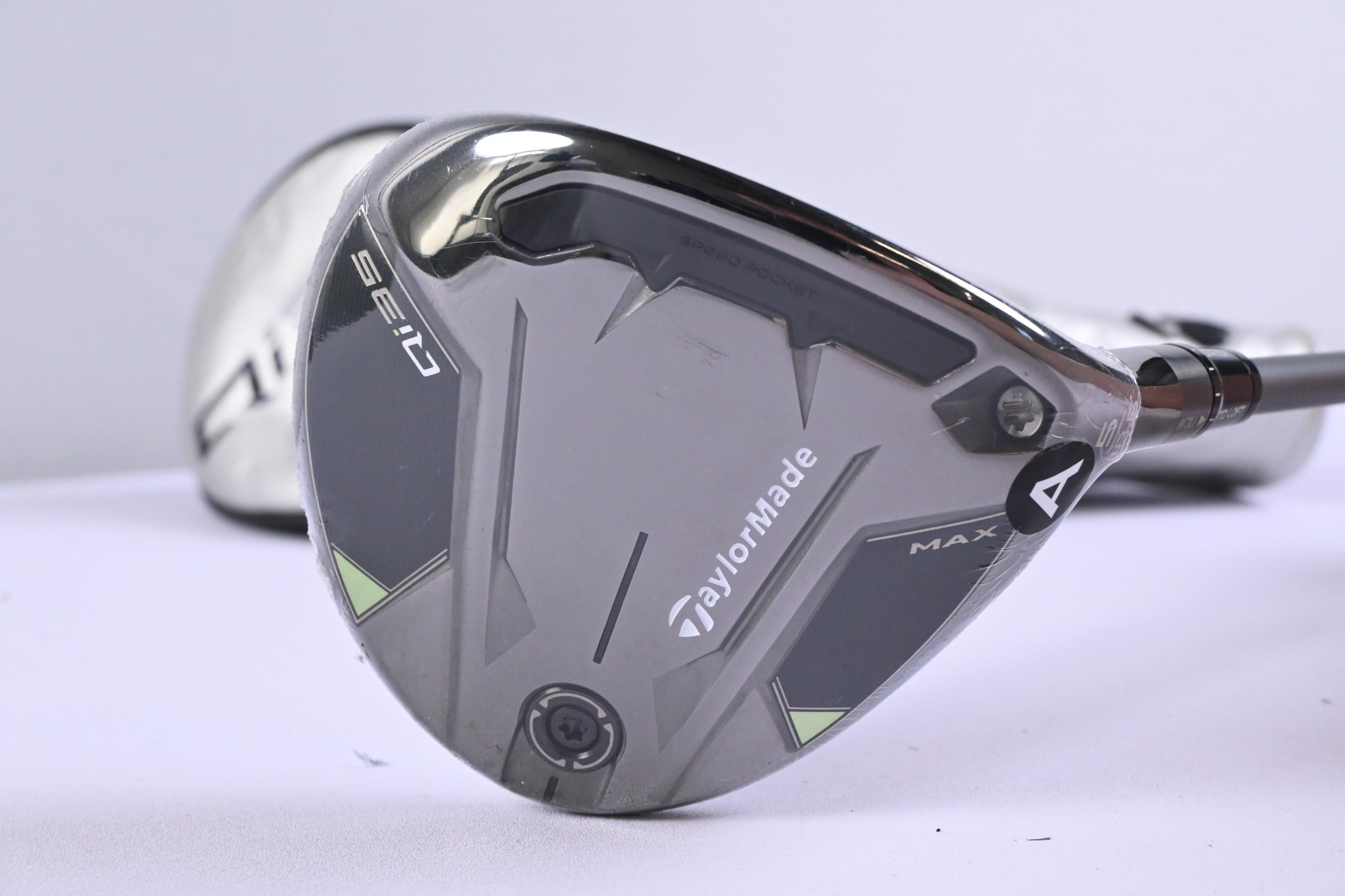 Taylormade Qi35 Max #5 Wood / 18.5 Degree / Senior Flex Fujikura Airspeeder 50