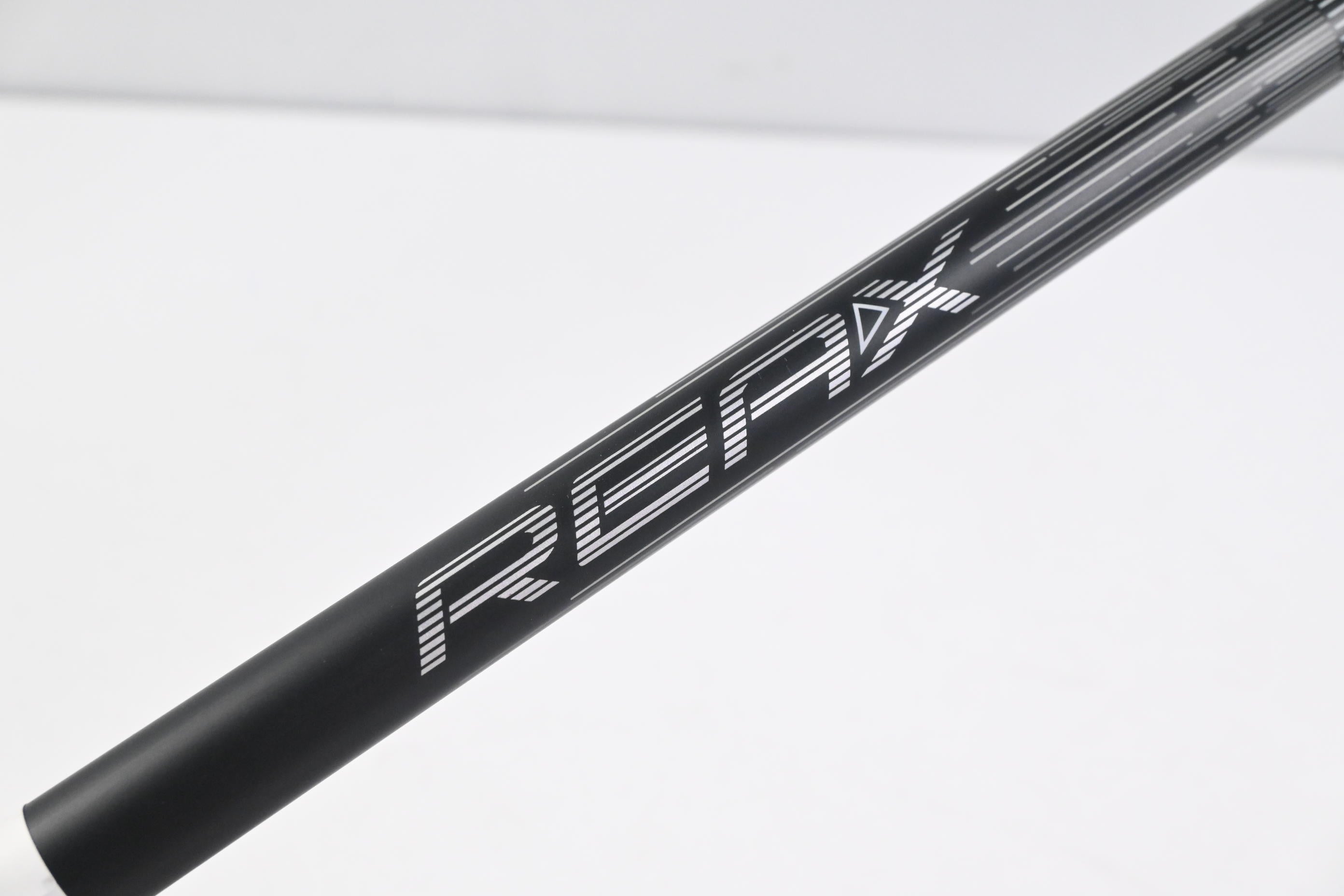 Reax White 60 Driver Shaft / Regular Flex / Taylormade 2nd Gen