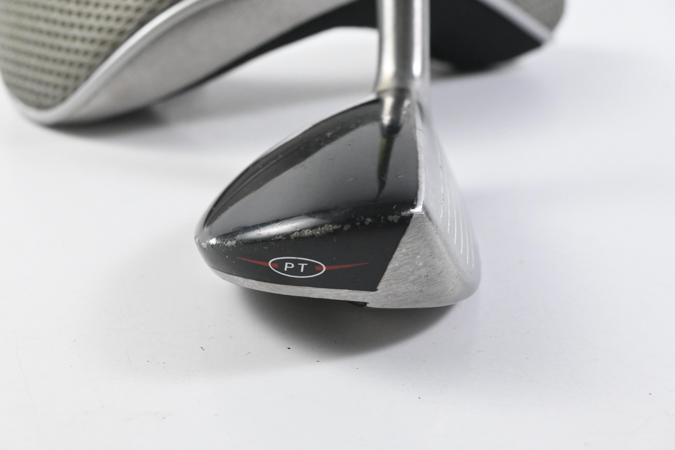 Titleist 585.H #4 Hybrid / 24 Degree / Stiff Flex Aldila NV Green 85 Shaft