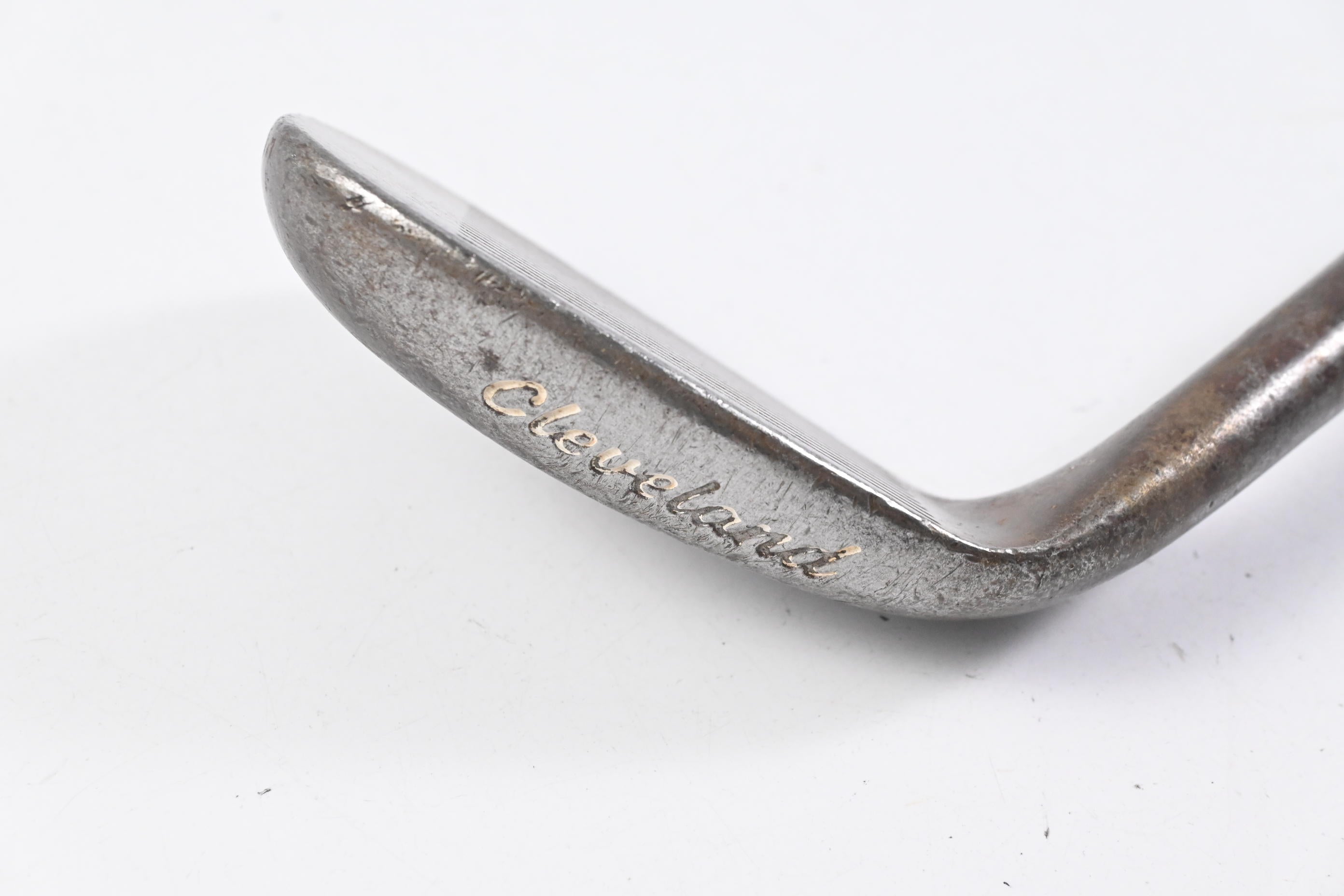Cleveland Reg 588 RTG Gap Wedge / 53 Degree / Wedge Flex Dynamic Gold Shaft